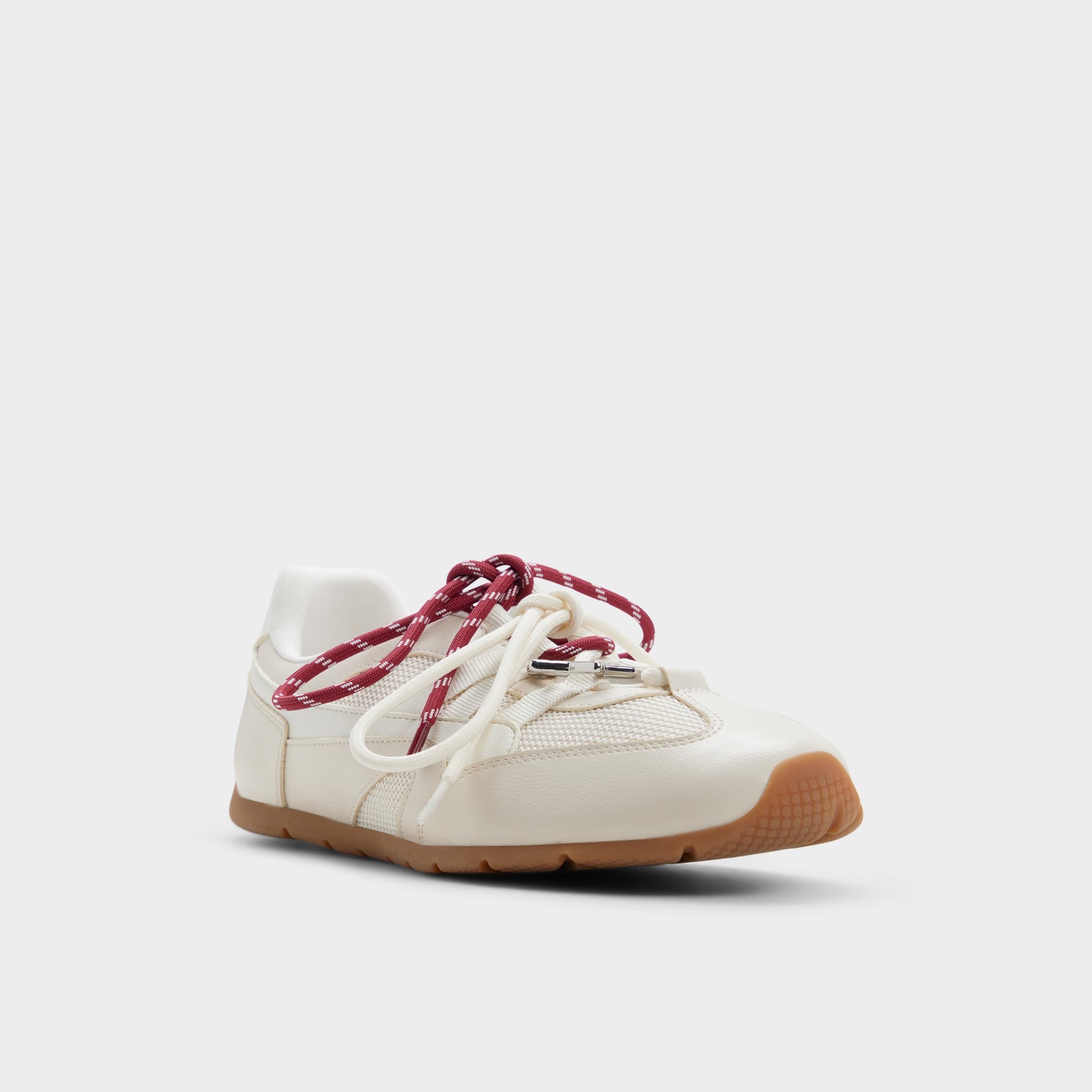 Three-quarter angle of White/bone Prima 's front side