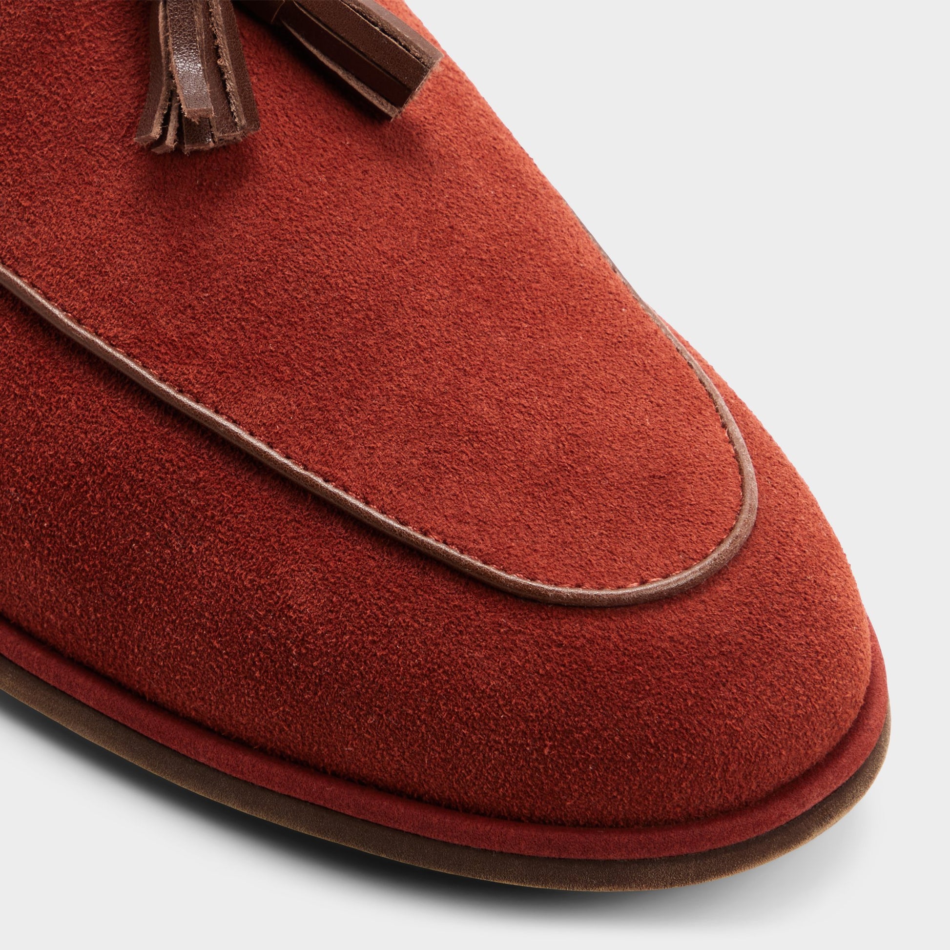 Close-up of the Medium red Hollow Loafer