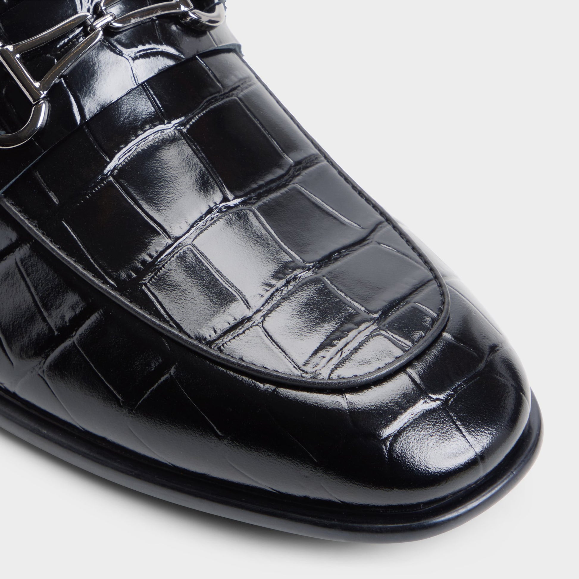 Gros plan de la Noir combo Walters Mocassin