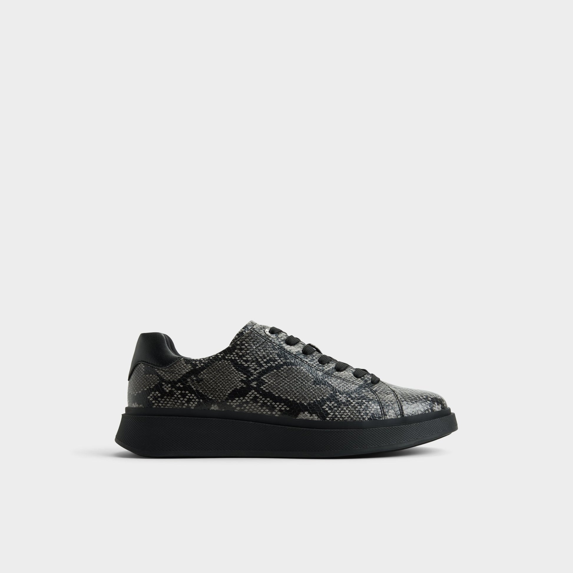 Main View of Black combo Magnus Low top sneaker for Mens