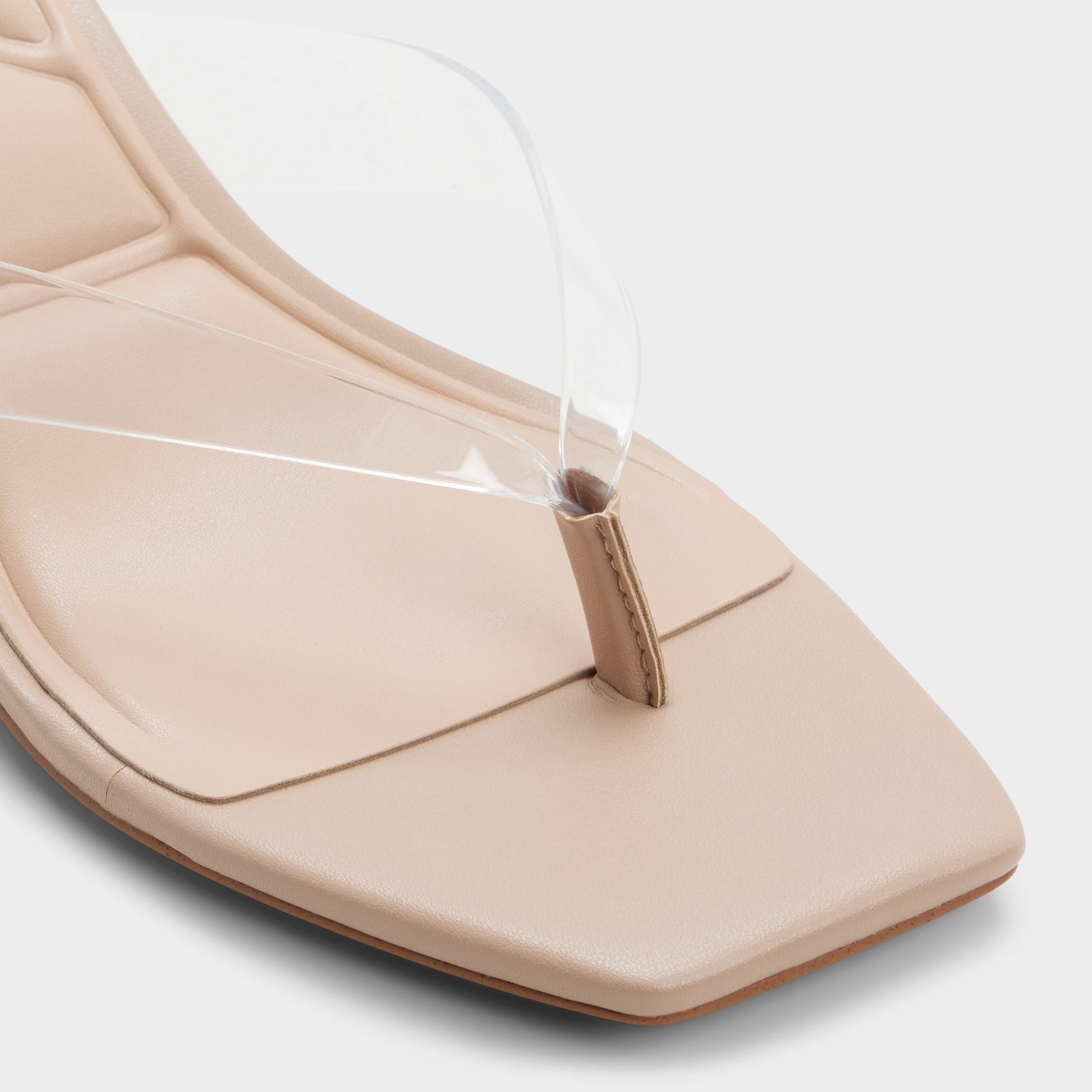 Close-up of the Beige Adryanna