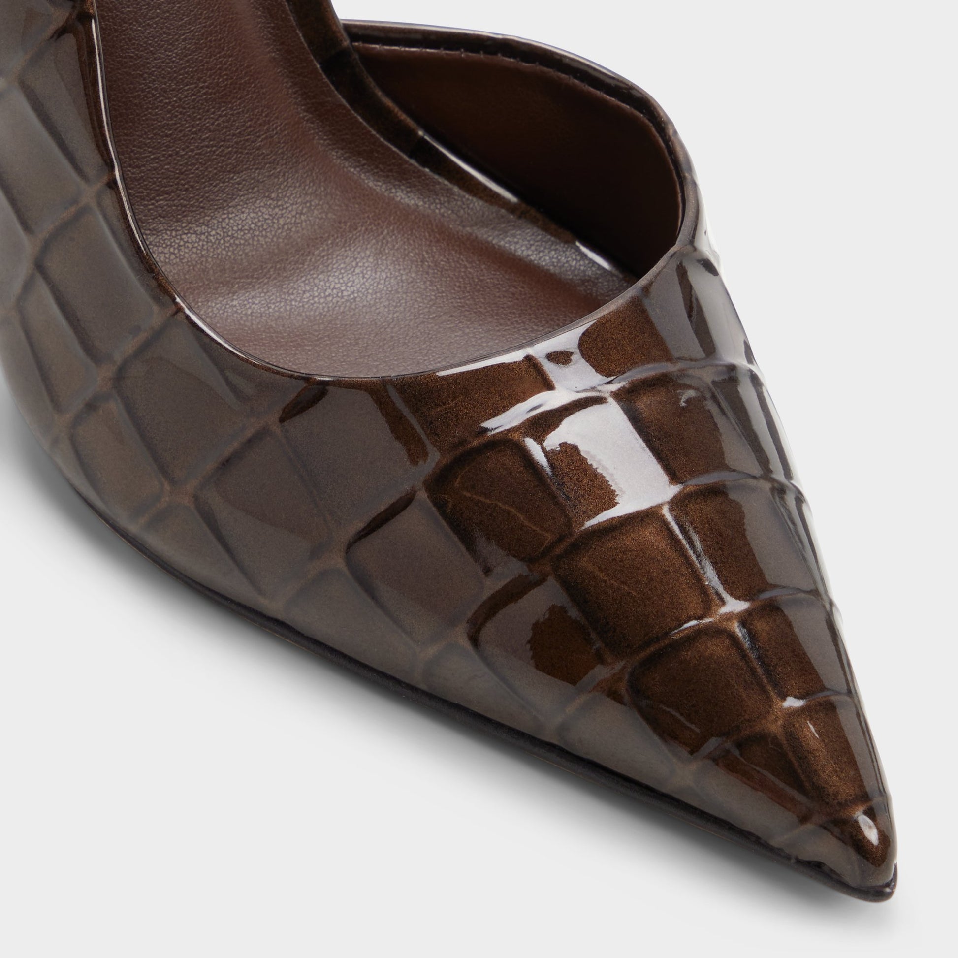 Close-up of the Dark brown Dorsaysling Sling back high heel