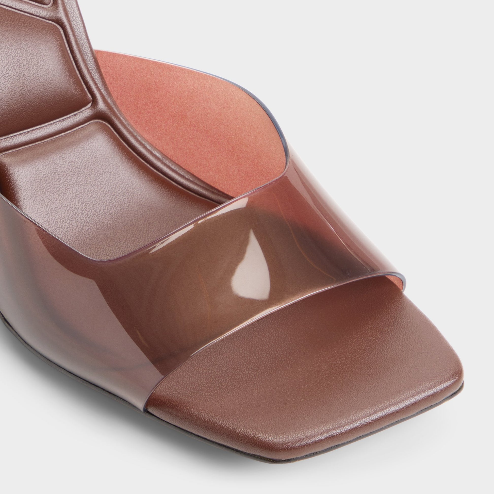 Close-up of the Dark brown Lumina Wedge sandal