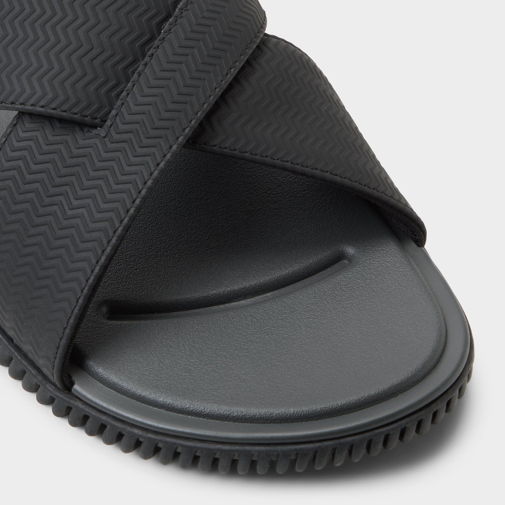 Close-up of the Black Valmar Slide sandal