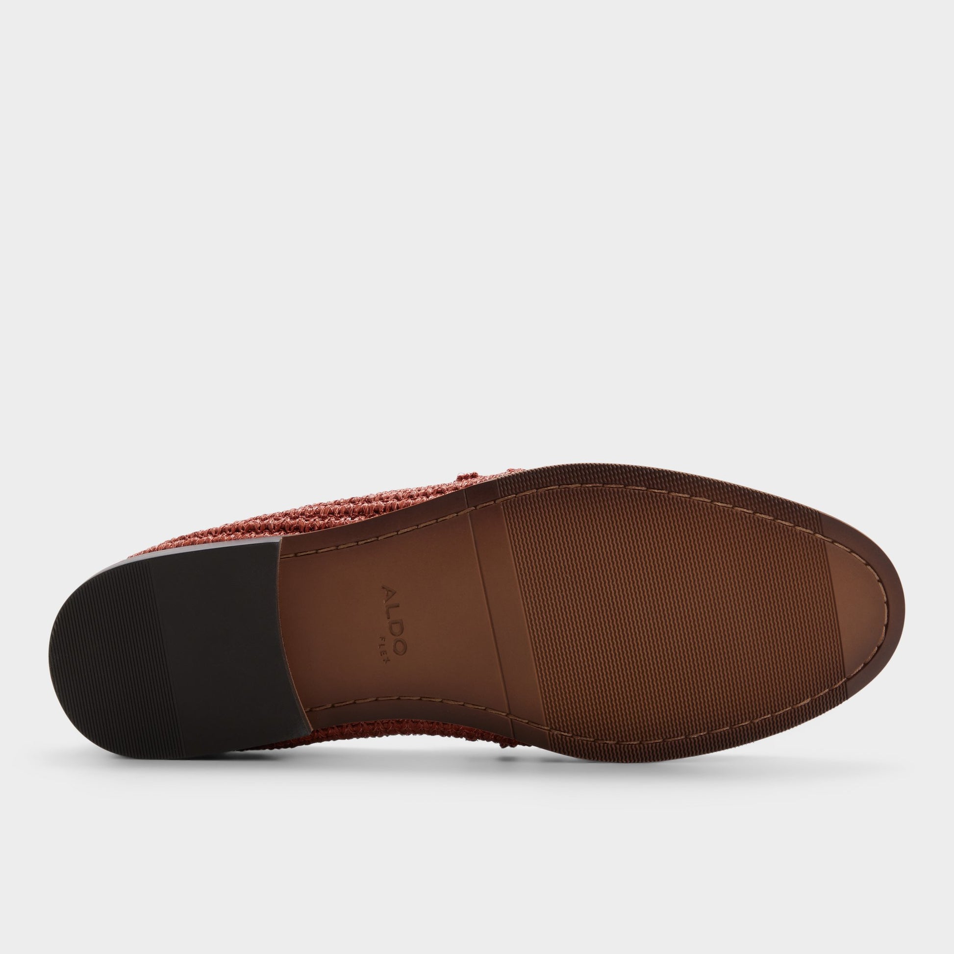 Vue de la semelle de Moyen rouge Oceanwind Mocassin