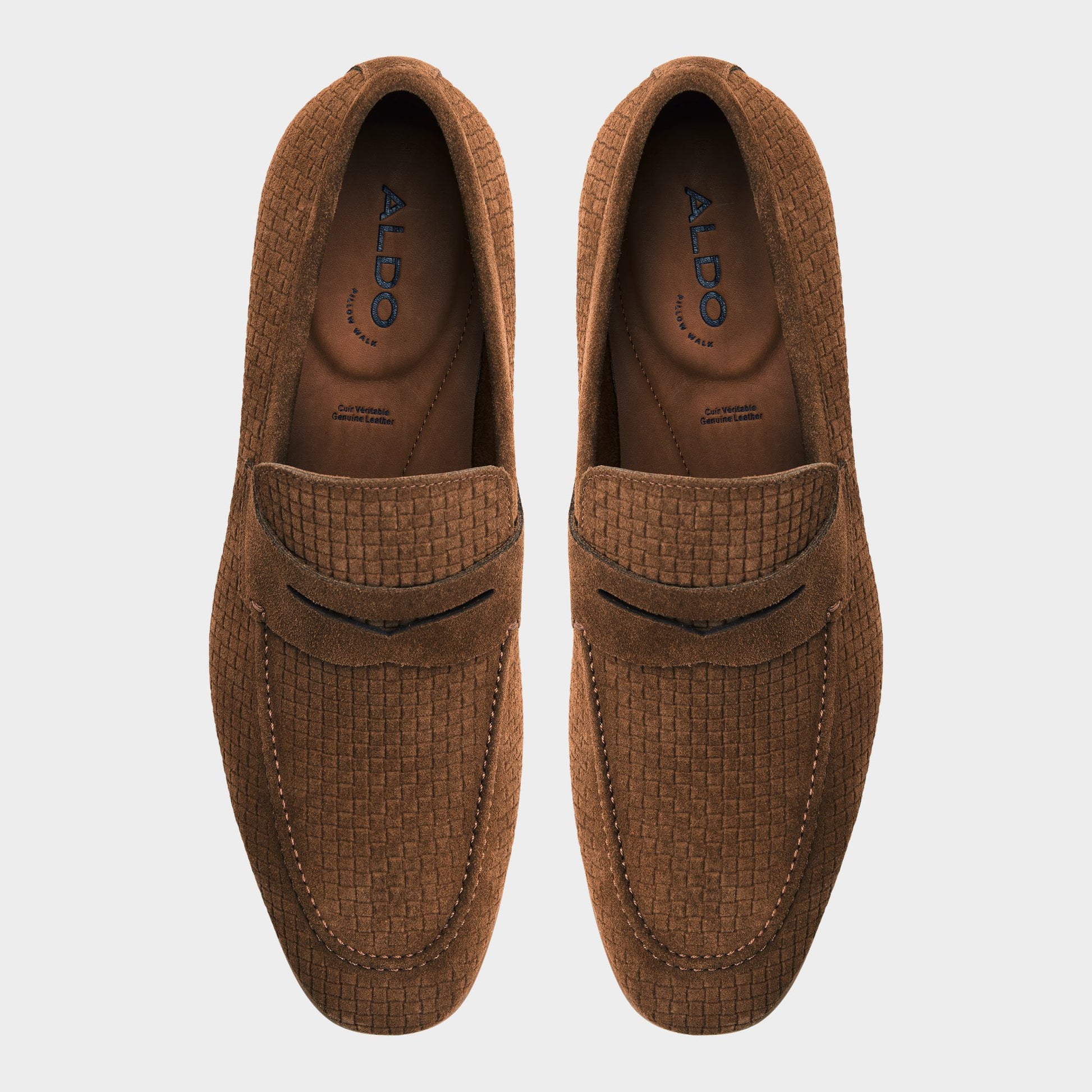 Top-down view of the Cognac Giles Loafer