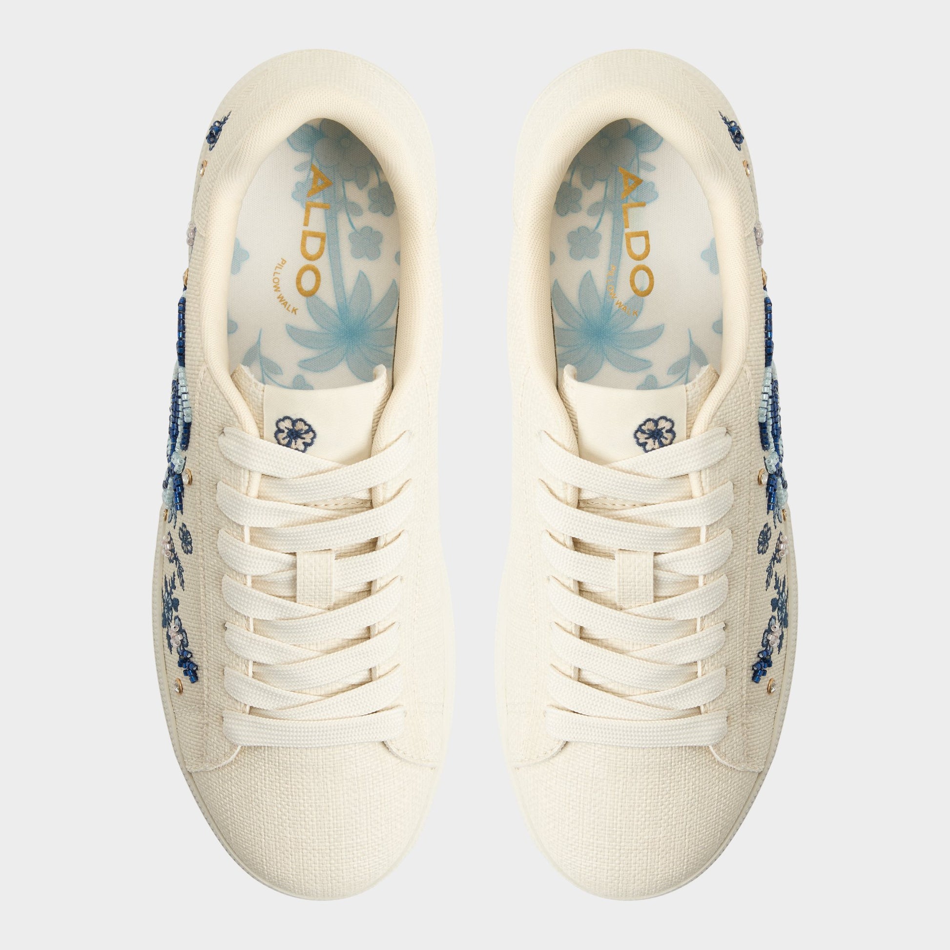 Top-down view of the White/blue Palmtree Sneaker