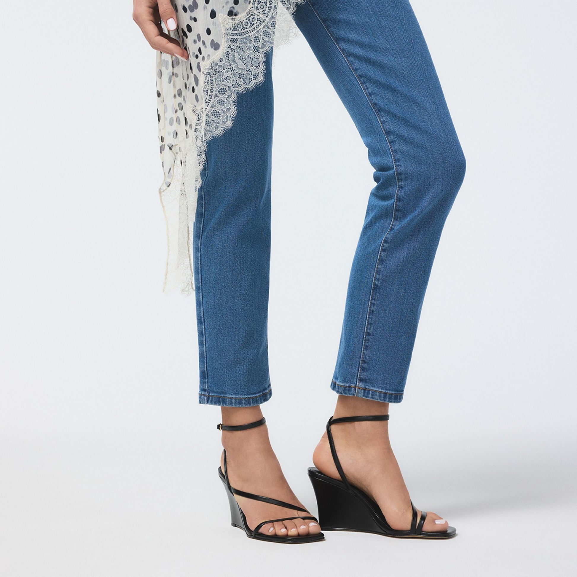 Product media for Lineria