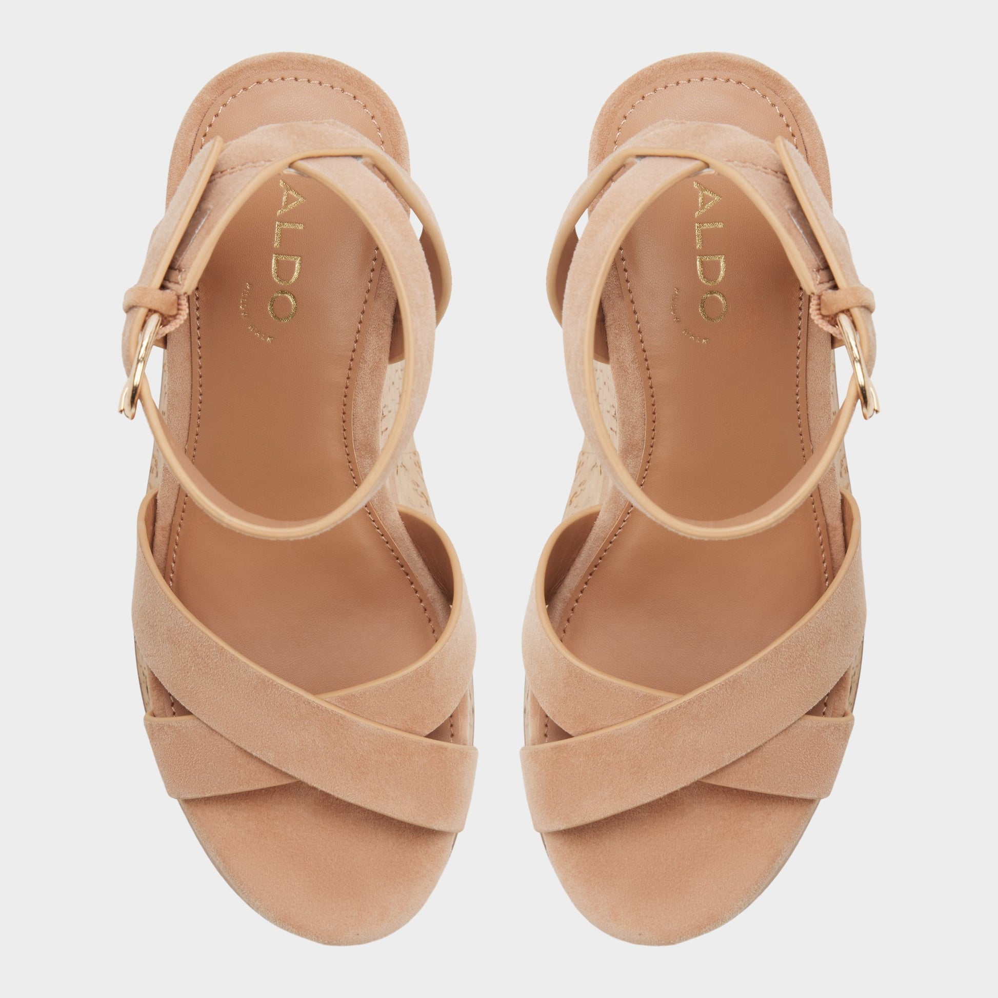 Top-down view of the Medium brown Gabriana Wedge sandal