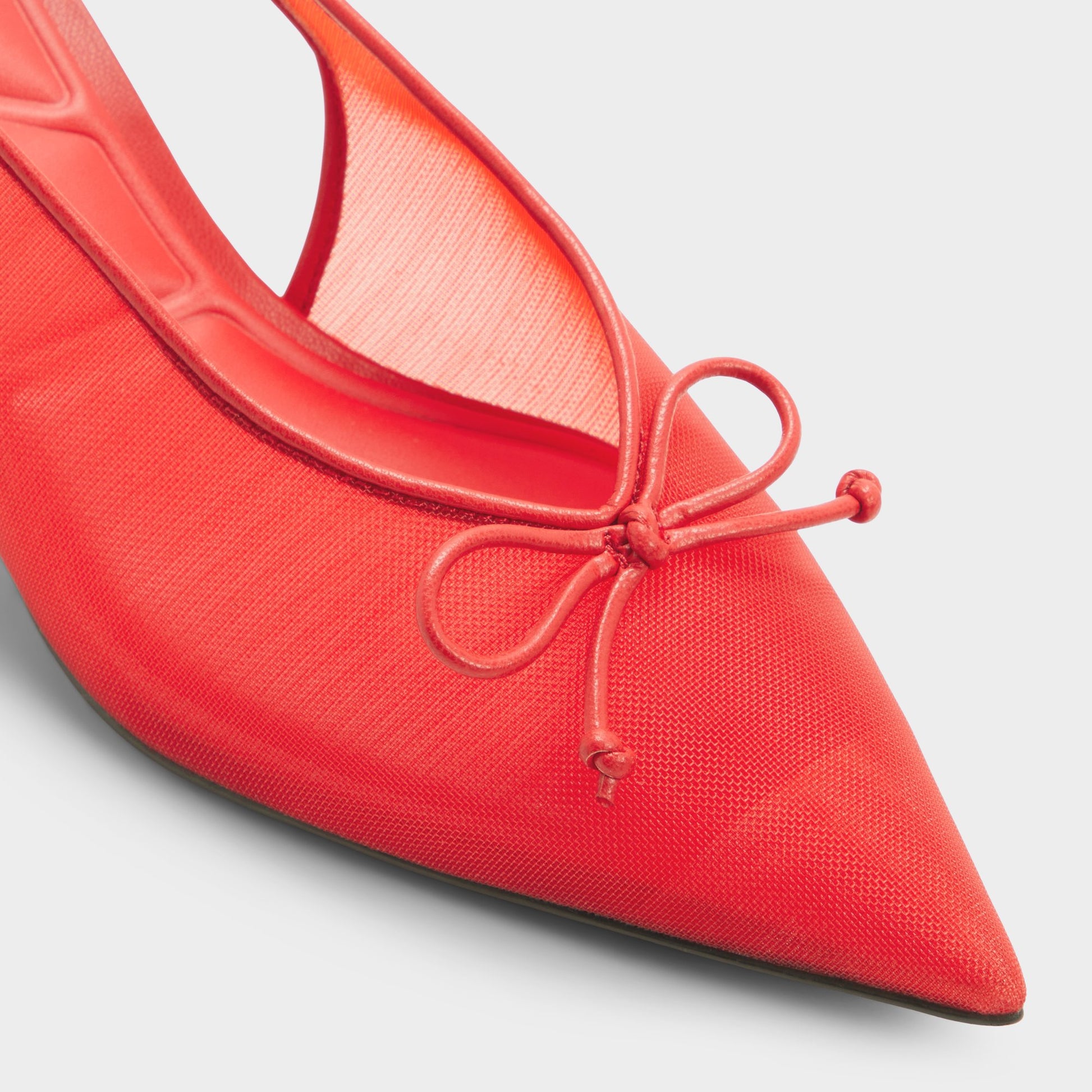 Close-up of the Bright red Hyacinthe Slingback high heel