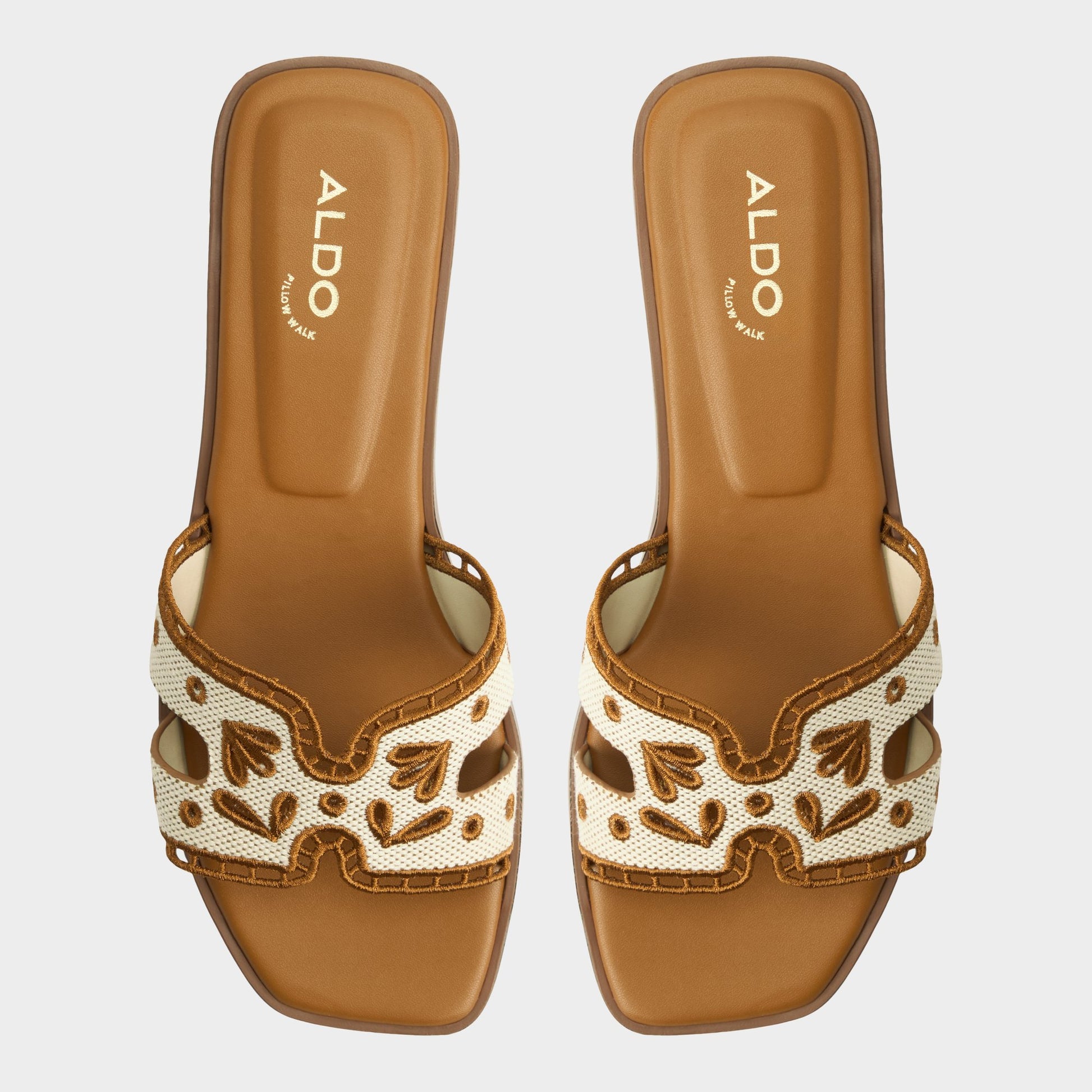 Top-down view of the Natural Itsandal Slide sandal