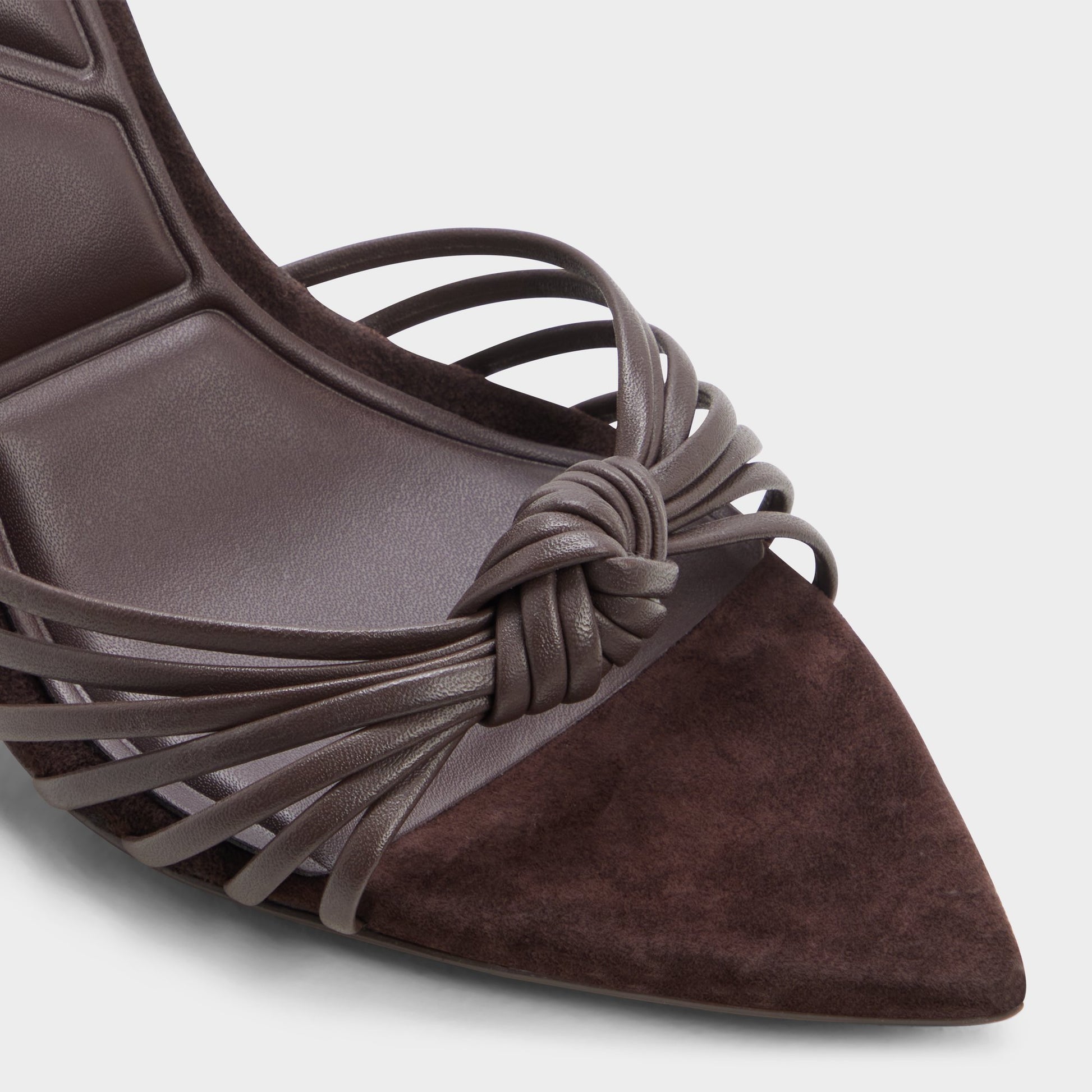 Close-up of the Dark brown Moralie Heeled mule