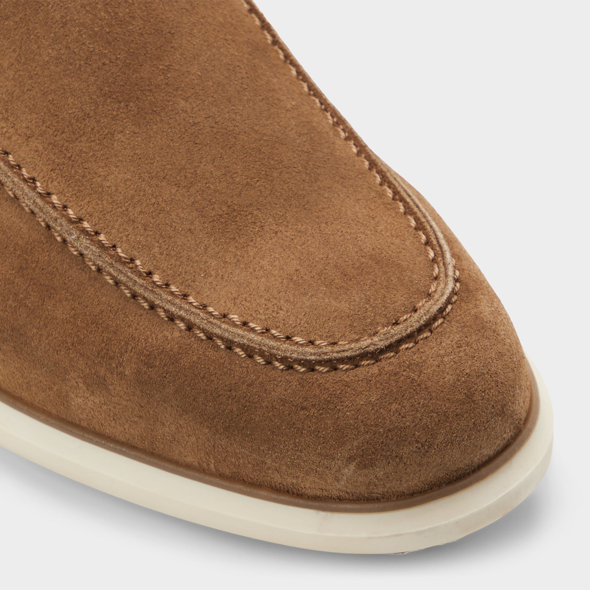 Gros plan de la Brun clair Stark Chaussure facile à enfiler