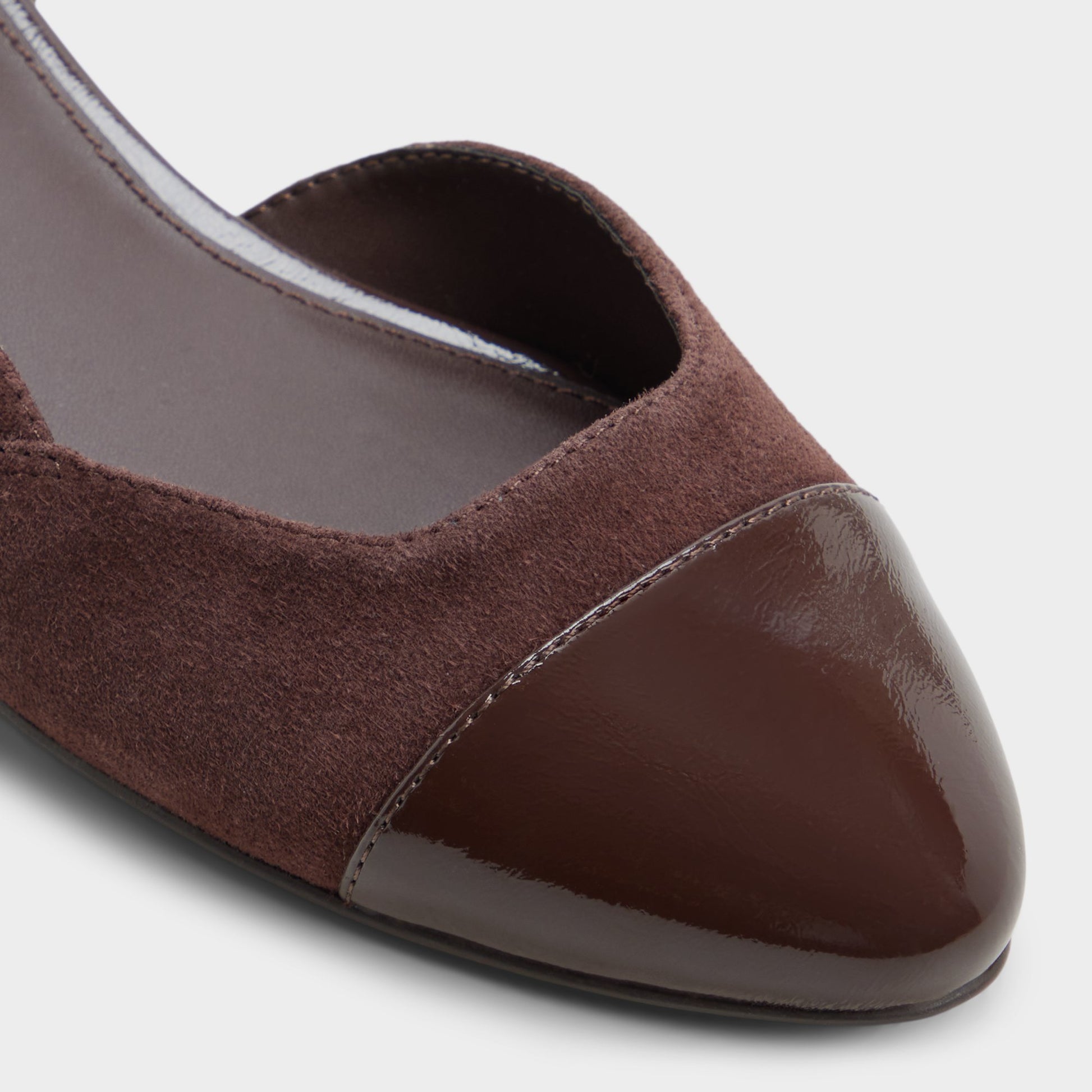 Close-up of the Dark brown Clementinne Sling back high heel