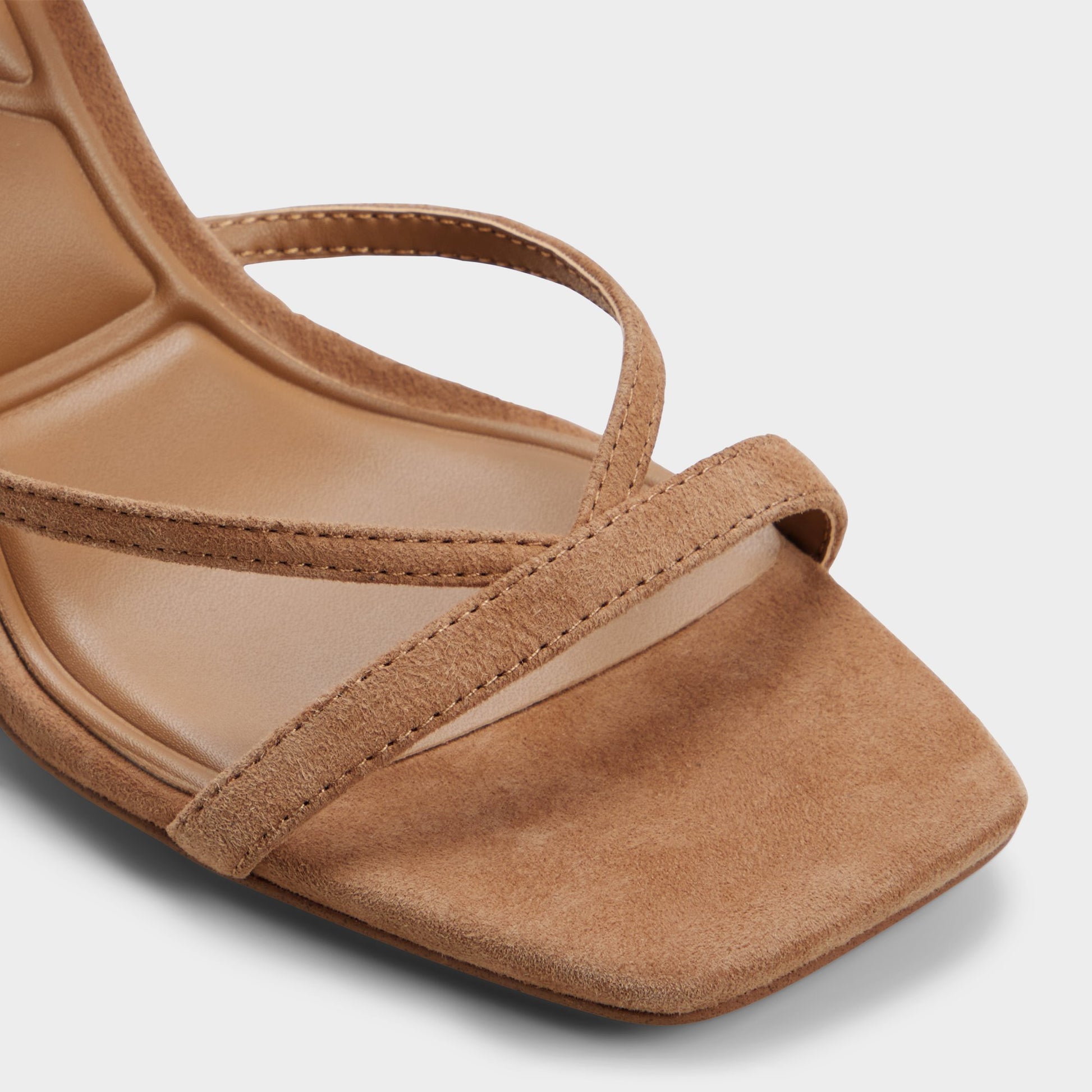 Close-up of the Medium brown Stellare Strappy heeled sandal