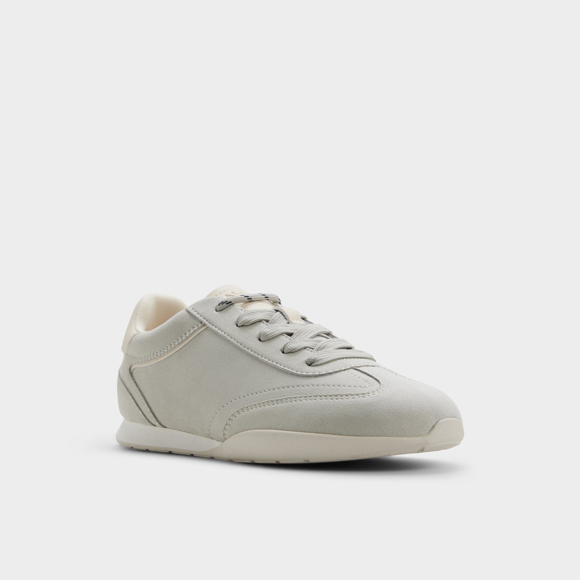 Three-quarter angle of Light grey Lyvie Sneaker's front side