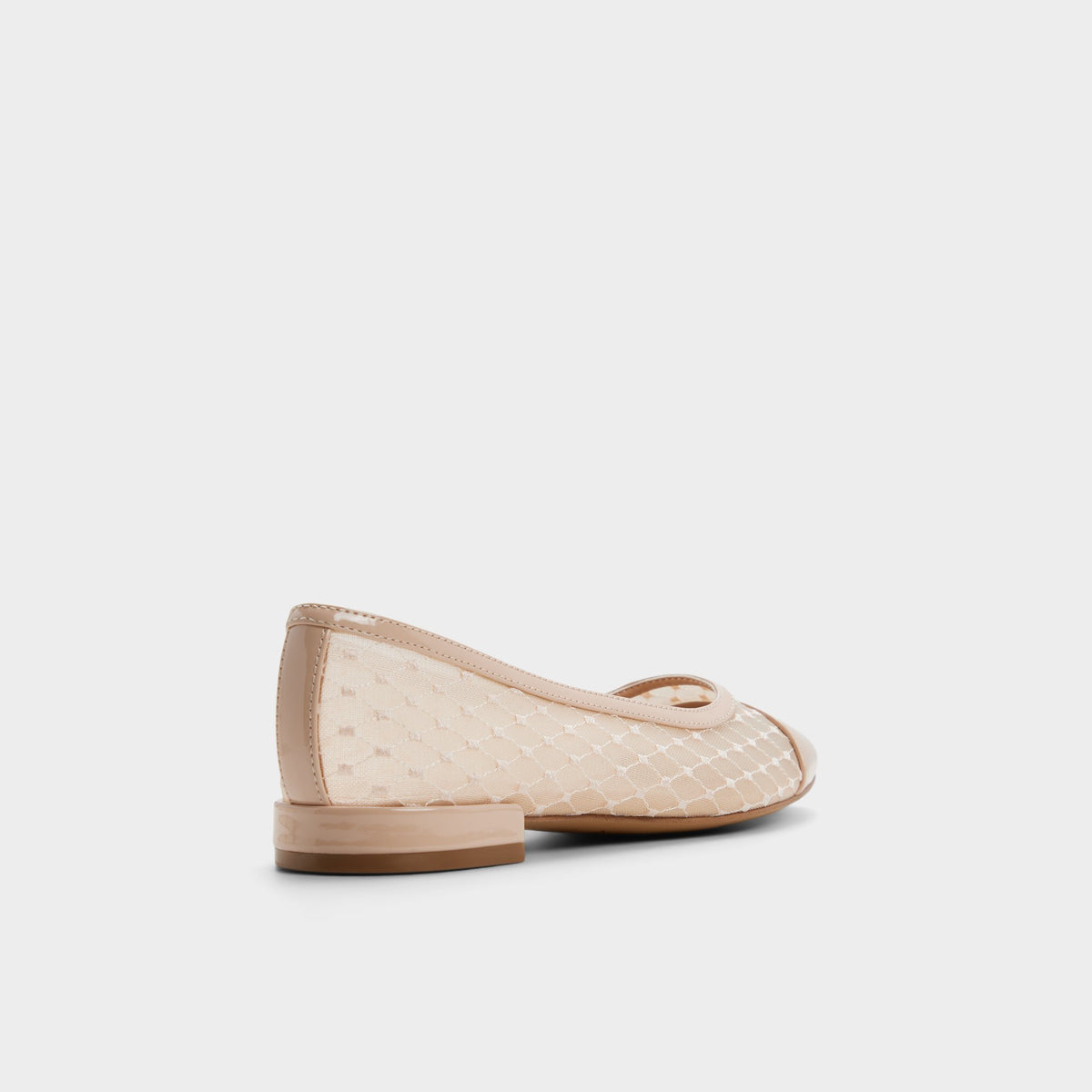 Three-quarter angle of Medium beige Olohas 's back side