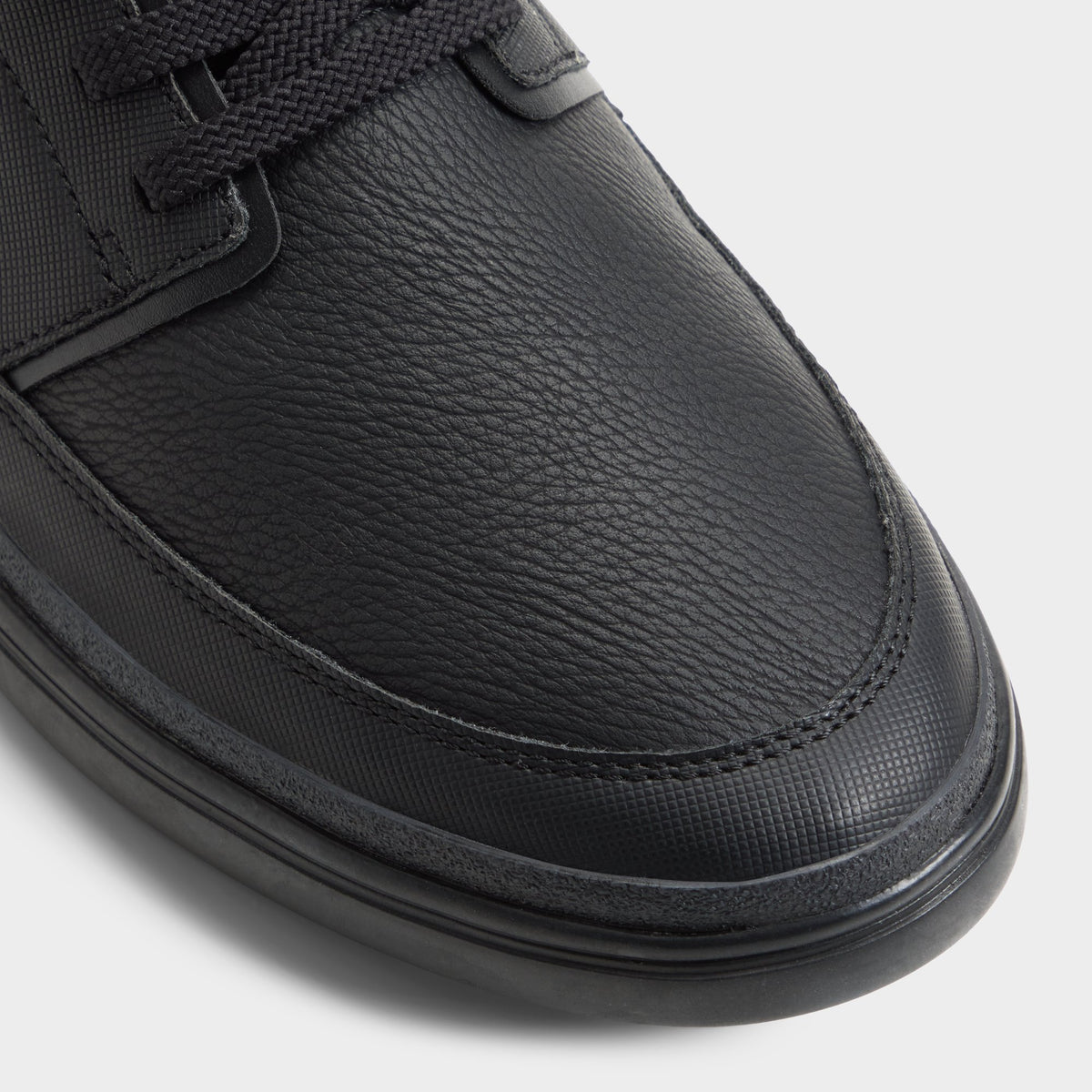 Close-up of the Other black Kurtis Low top sneaker