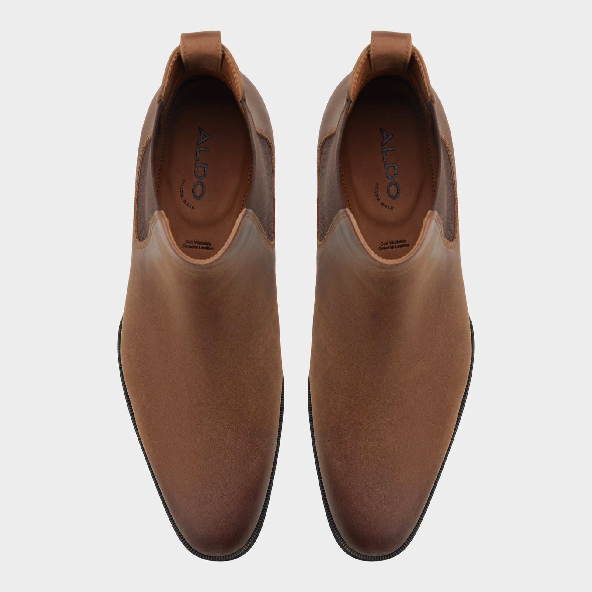 Top-down view of the Cognac Caspen Chelsea boot