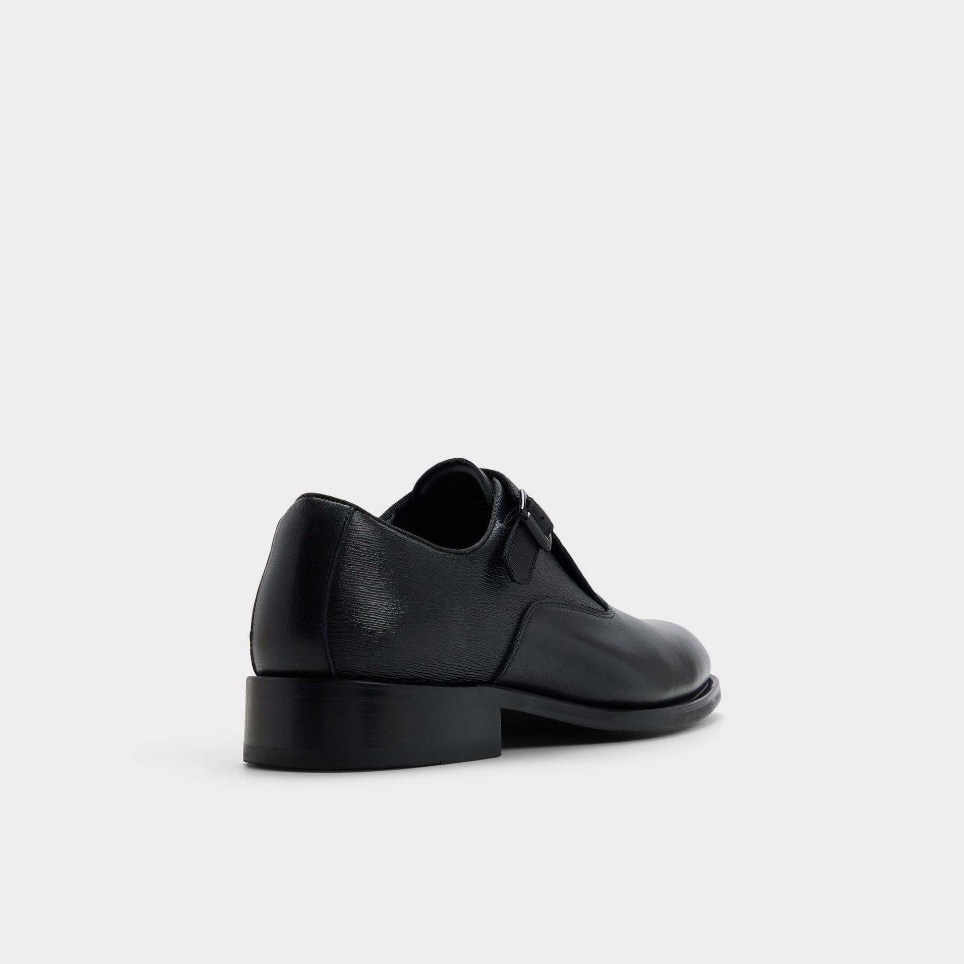 Angle de trois quarts de l'arrière de Noir Bejamin Flâneur double boucle