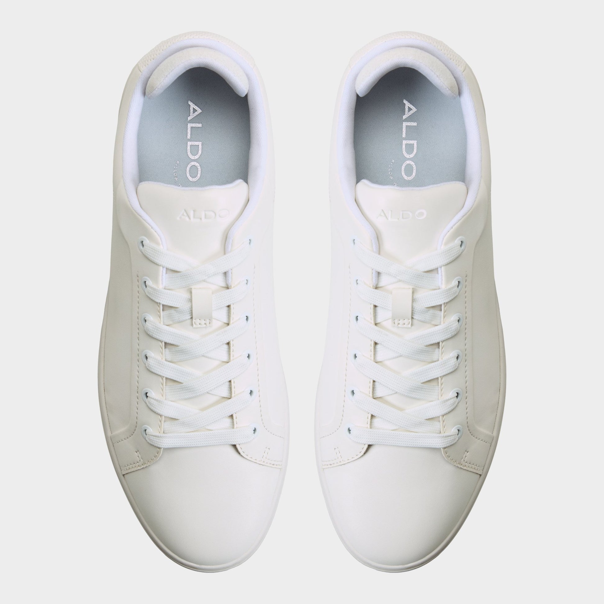 Top-down view of the White Kosmo Low top sneaker