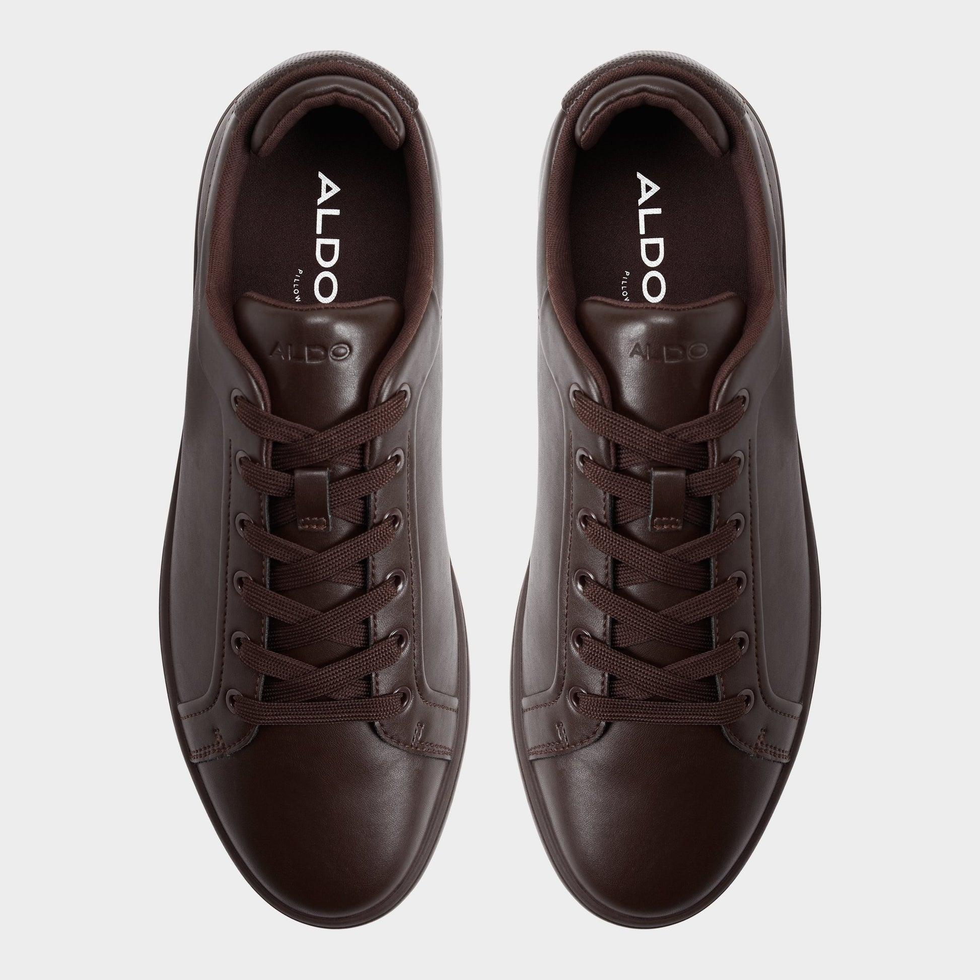 Top-down view of the Dark brown Kosmo Low top sneaker