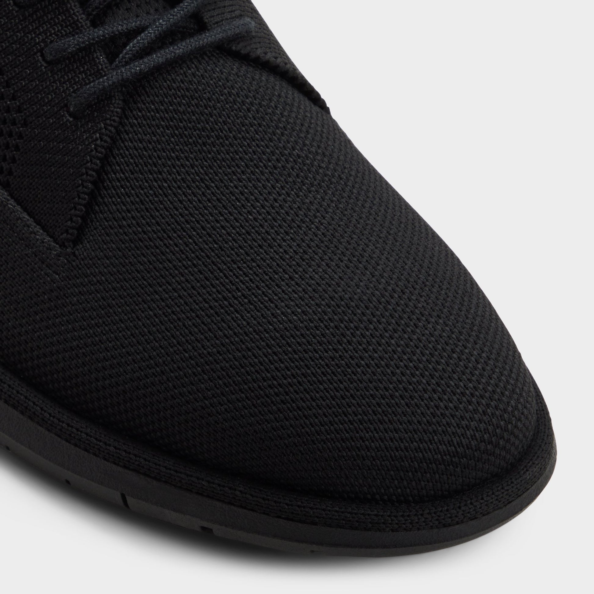 Close-up of the Black Emmitt Oxford shoe