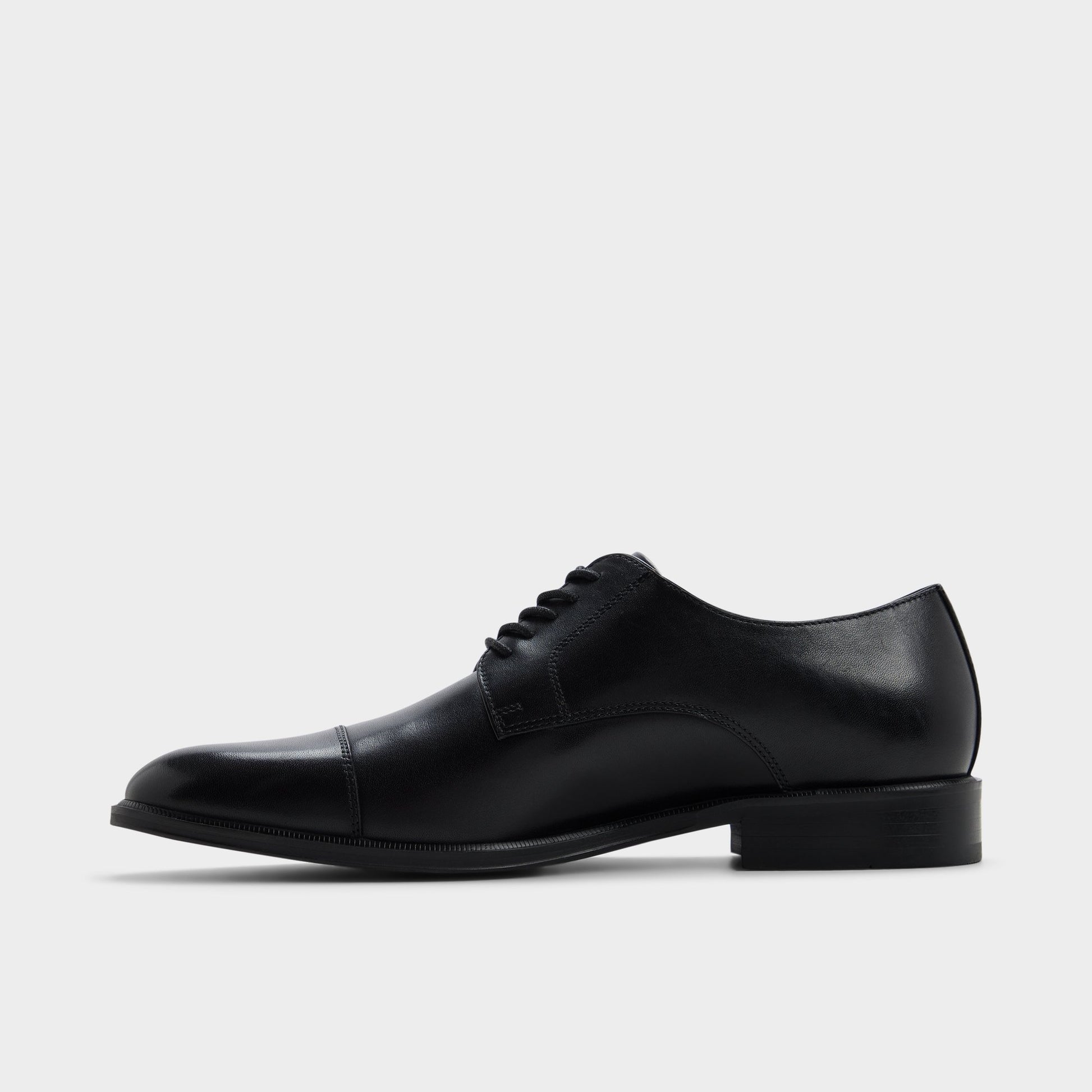 Side view of Black Davante Oxford shoe