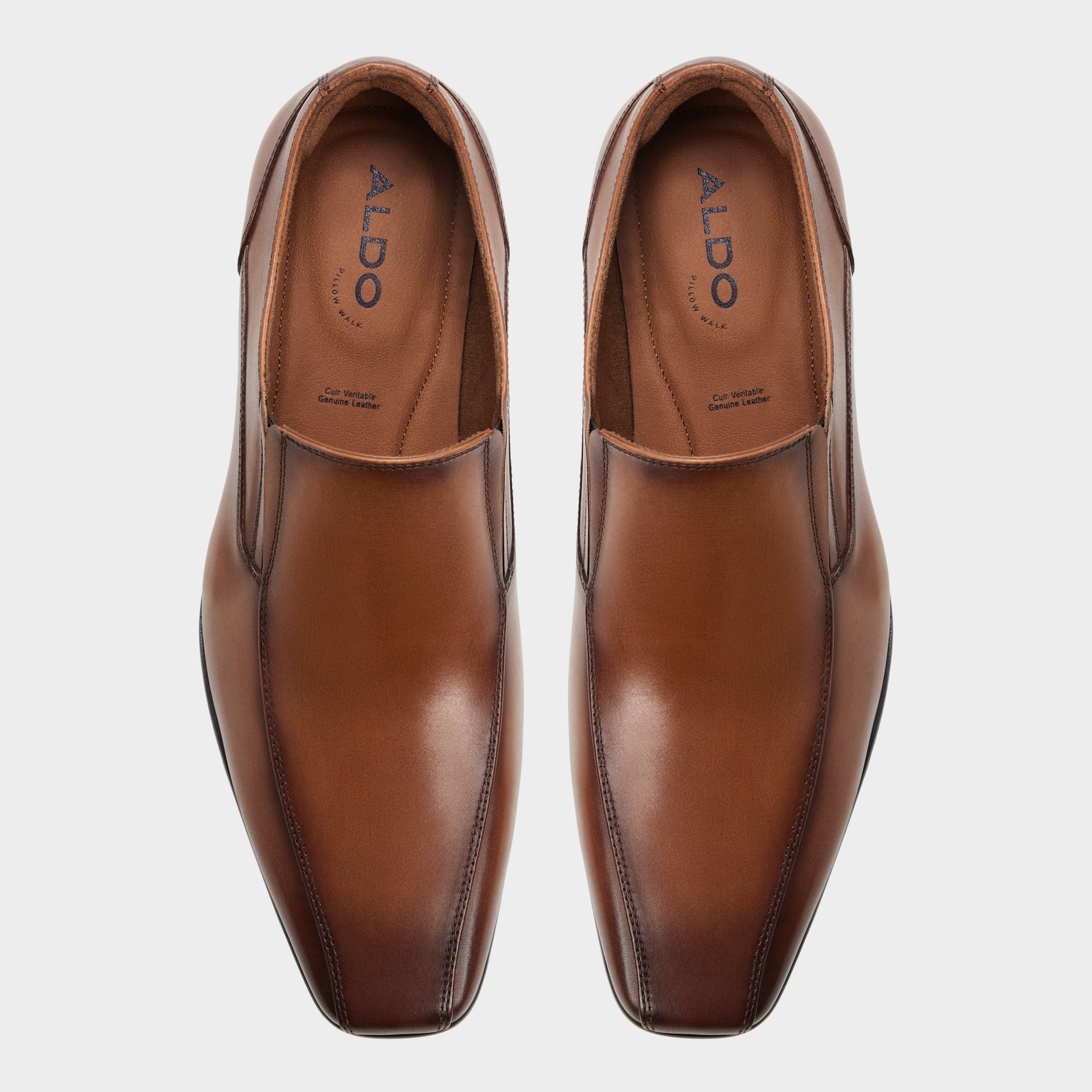 Top-down view of the Cognac Santillo Slip-on