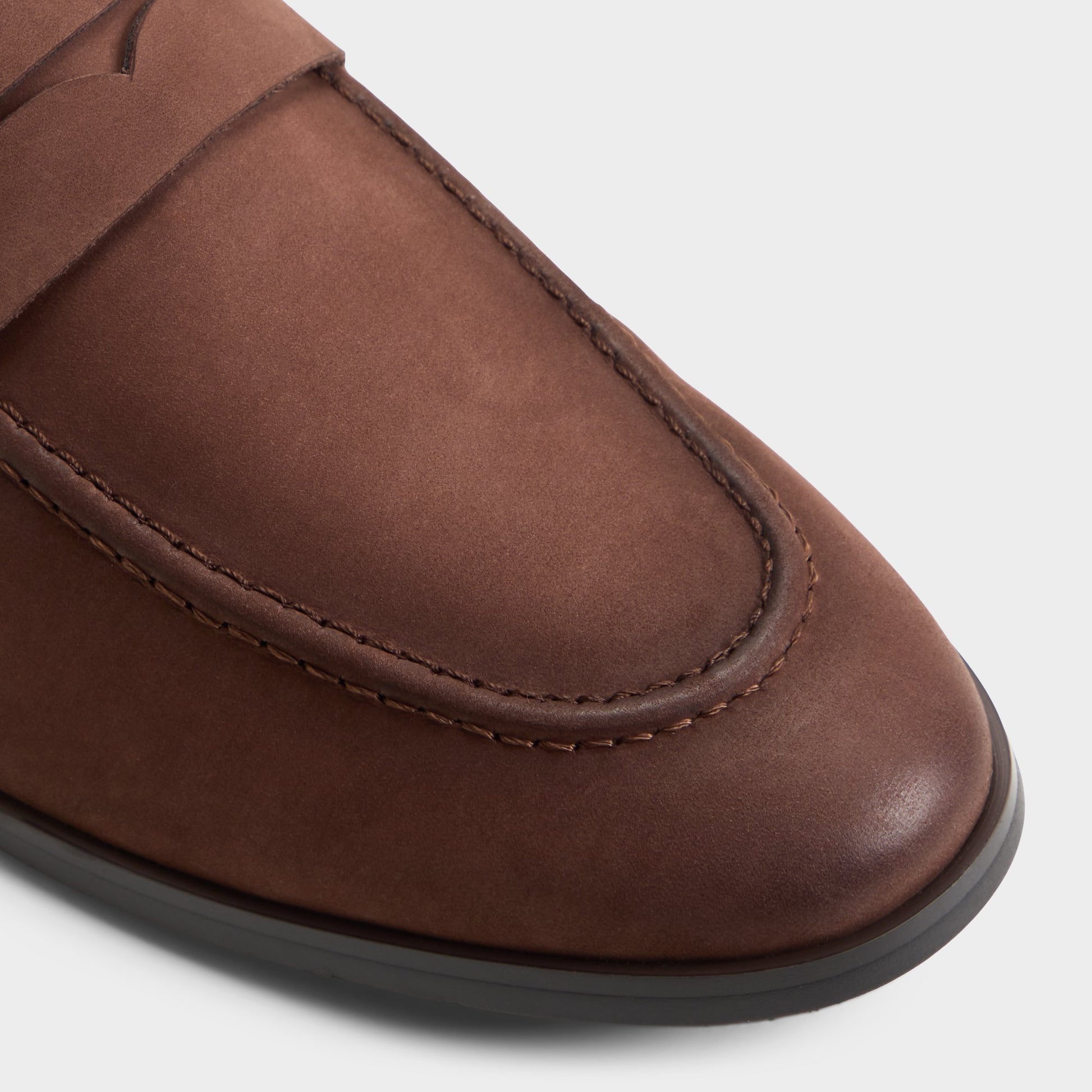 Close-up of the Dark brown Kristof