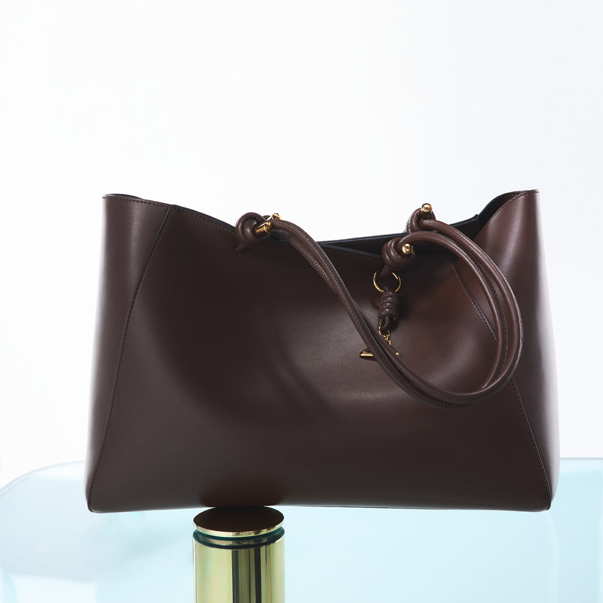Product media for Lilytote