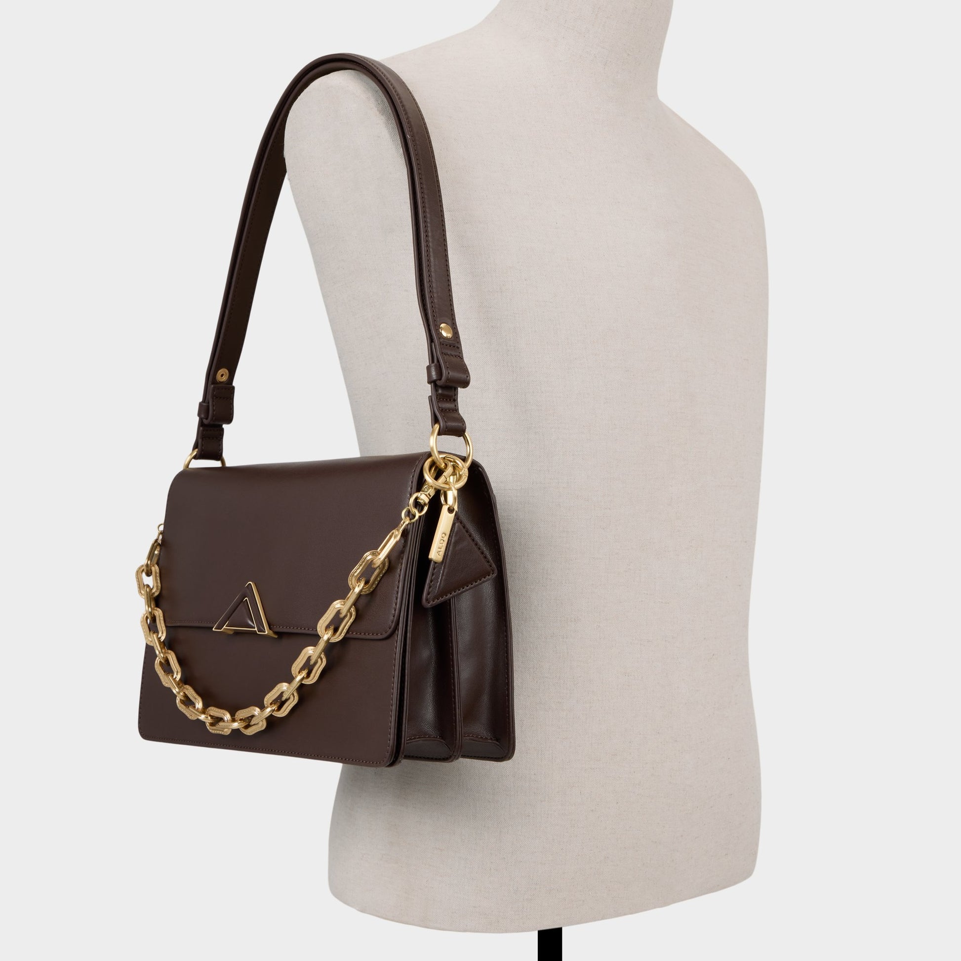 Product media for Luxebag
