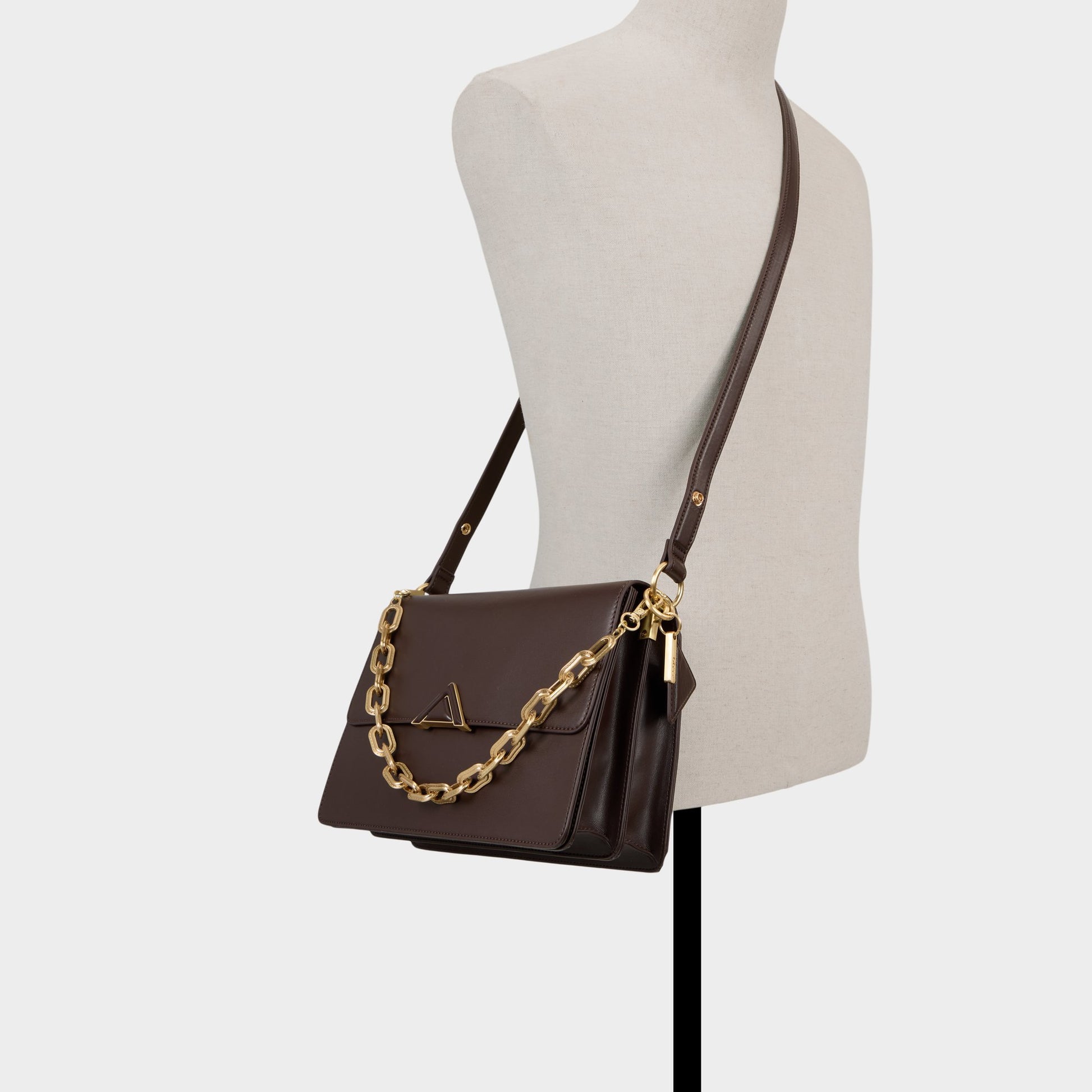 Product media for Luxebag