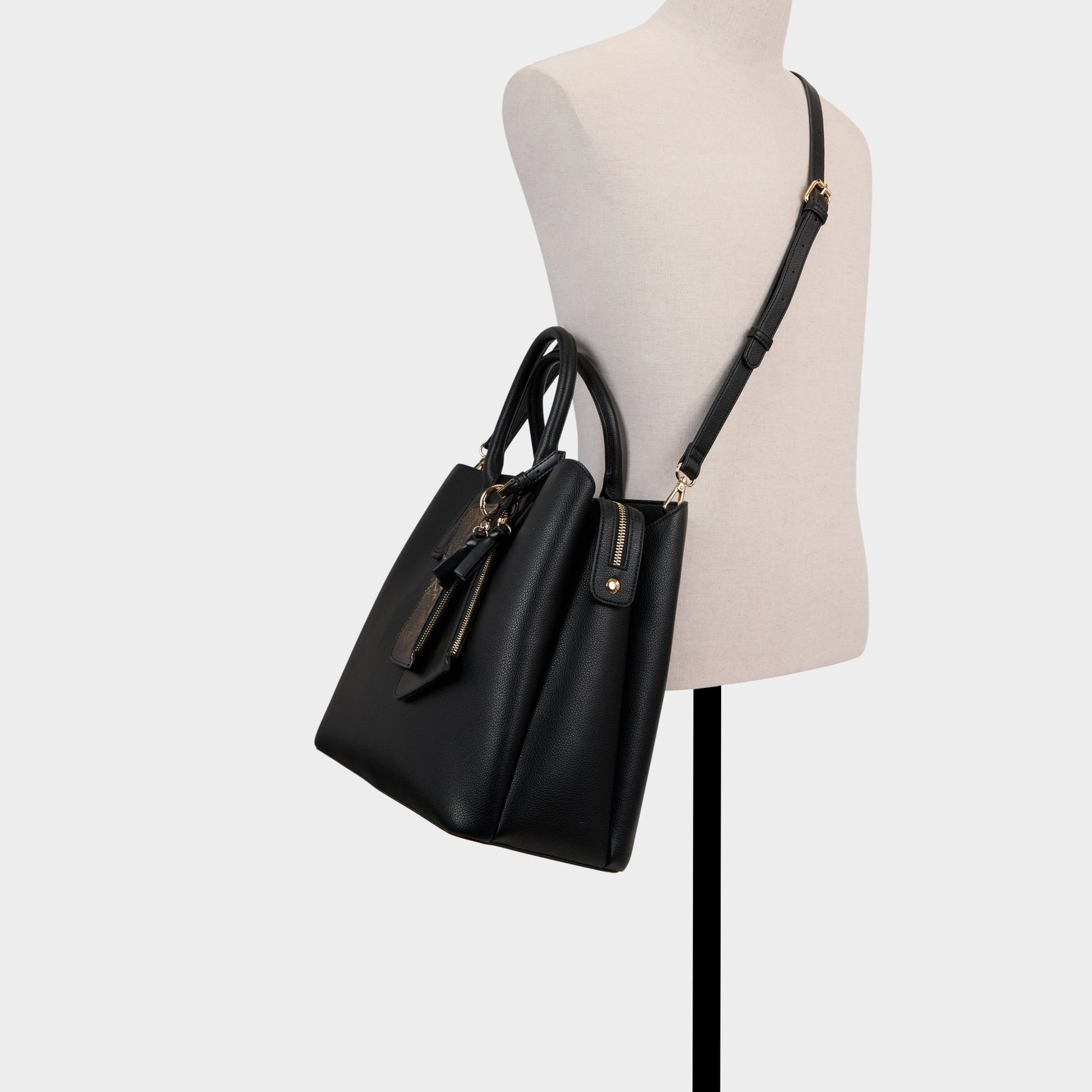 Product media for Jeinna