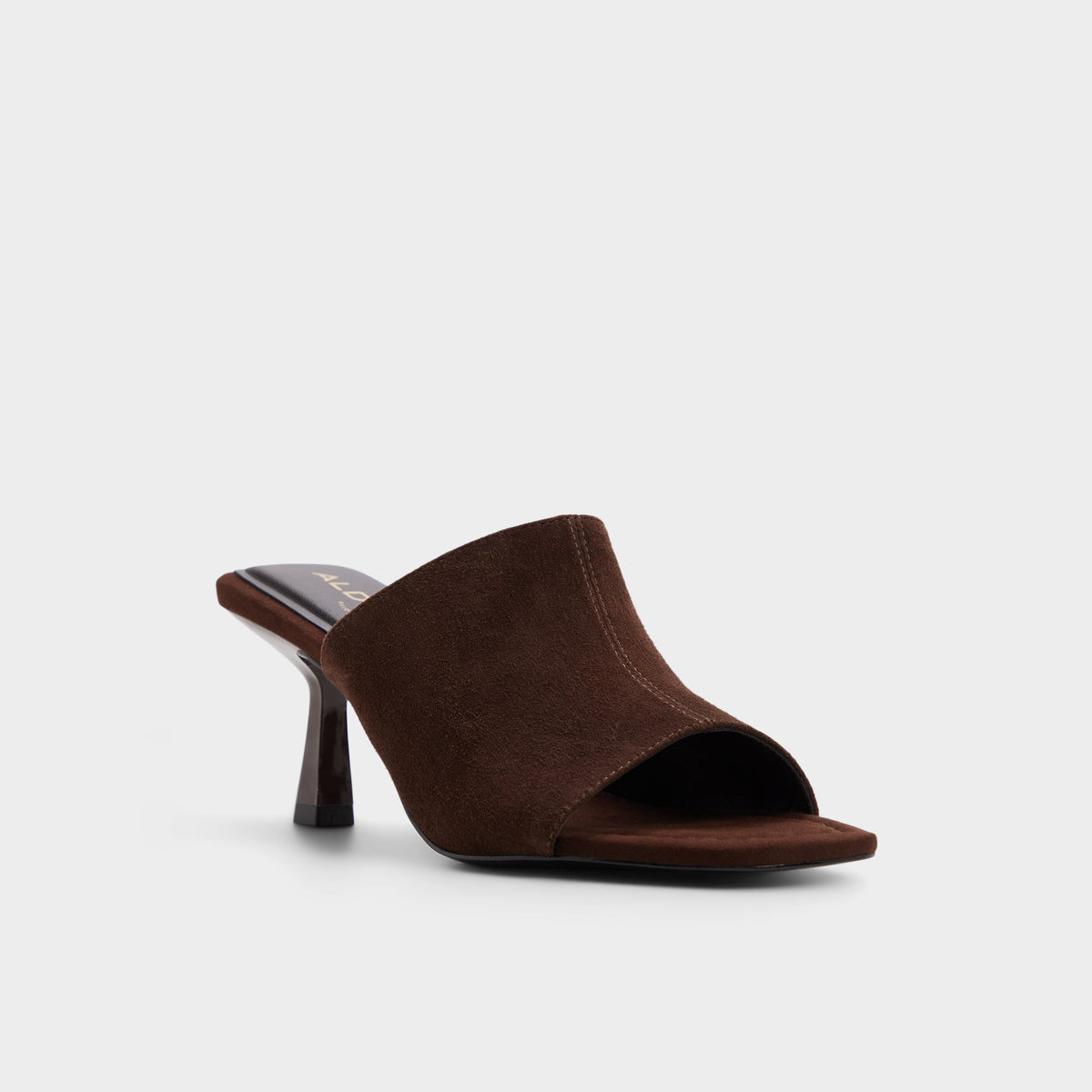 Three-quarter angle of Dark brown Sidema 's front side