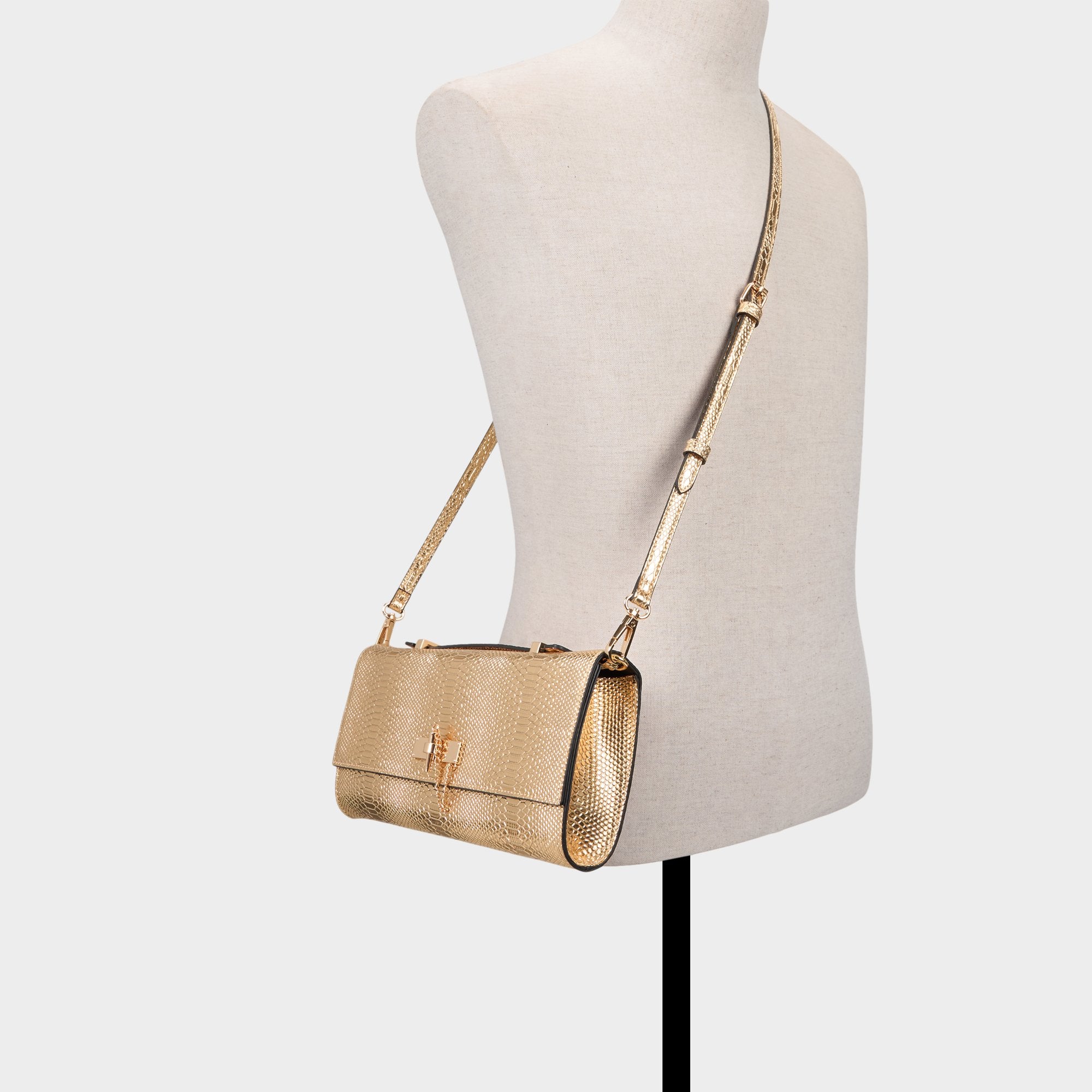 Rouxx – Women Gold Clutch - ALDO