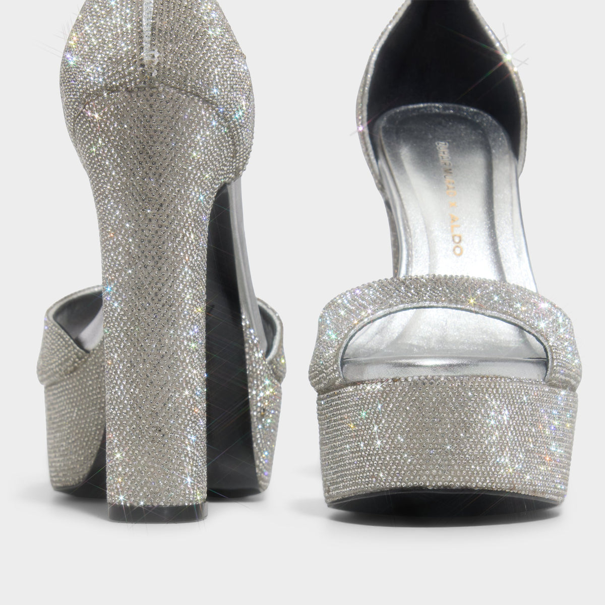 Vue en surbrillance d'une paire de Argent Zuhair Murad x ALDO Platform Sandal  s