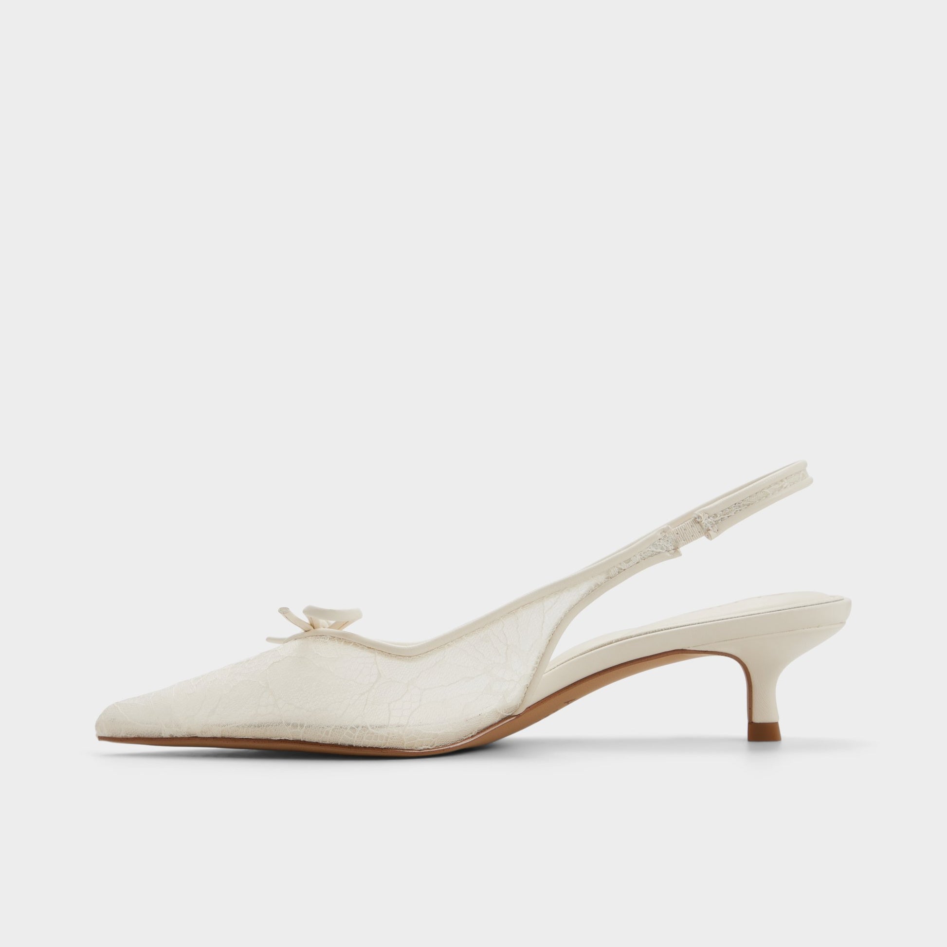 Vue latérale de Autre blanc Azaro Talon haut à bride arrière