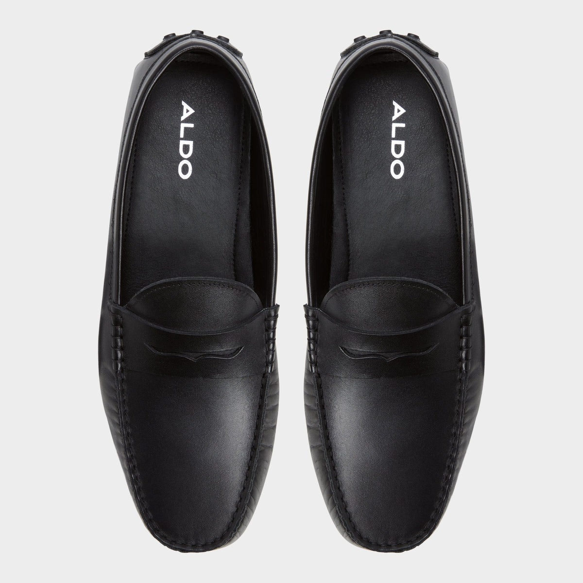 Top-down view of the Open black Jaritt Loafer