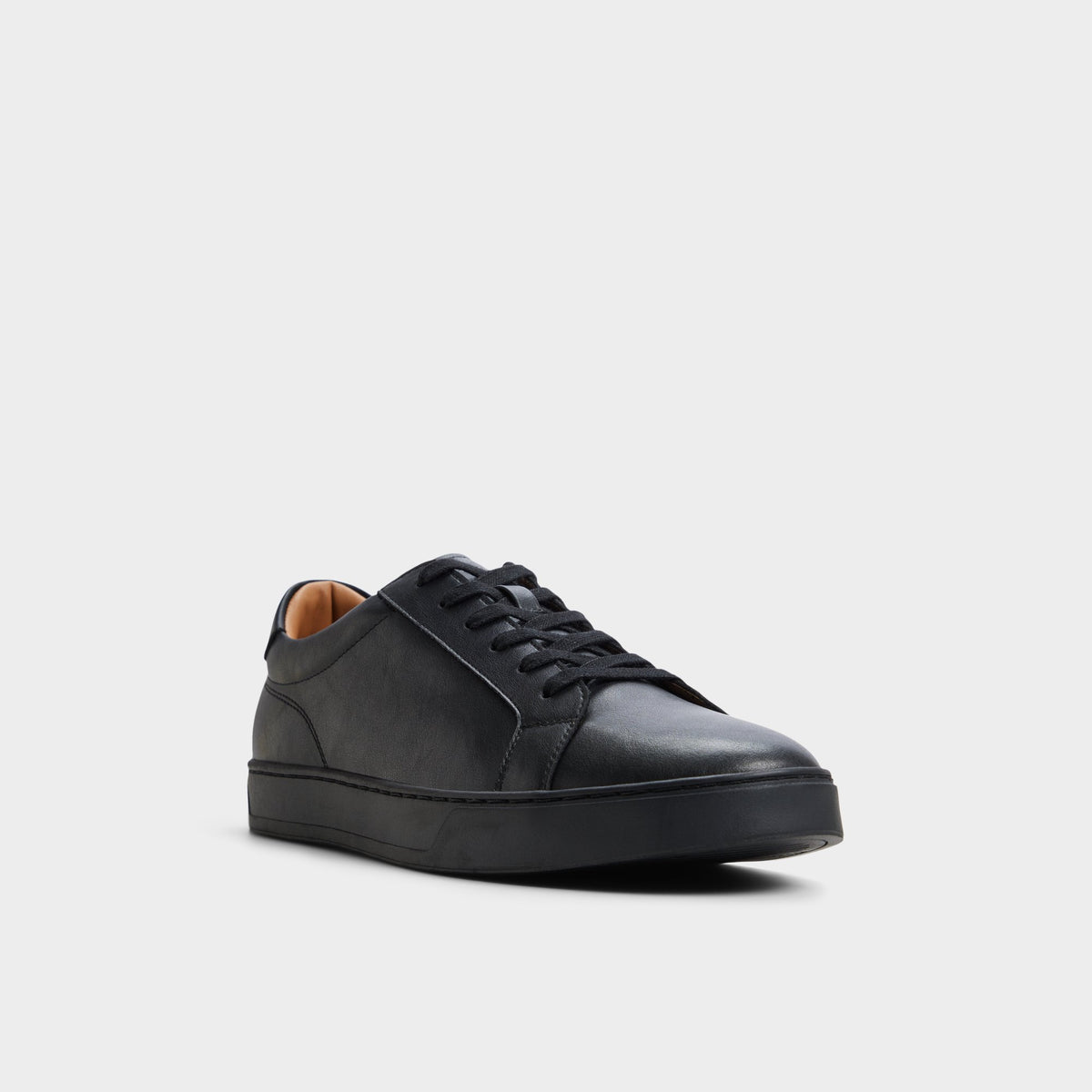Three-quarter angle of Other black Fillip Low top sneaker's front side