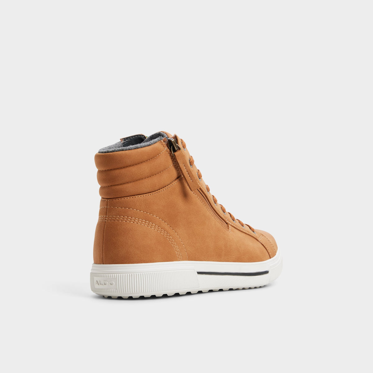 Three-quarter angle of Tan Preralithh-l Oxford shoe's back side
