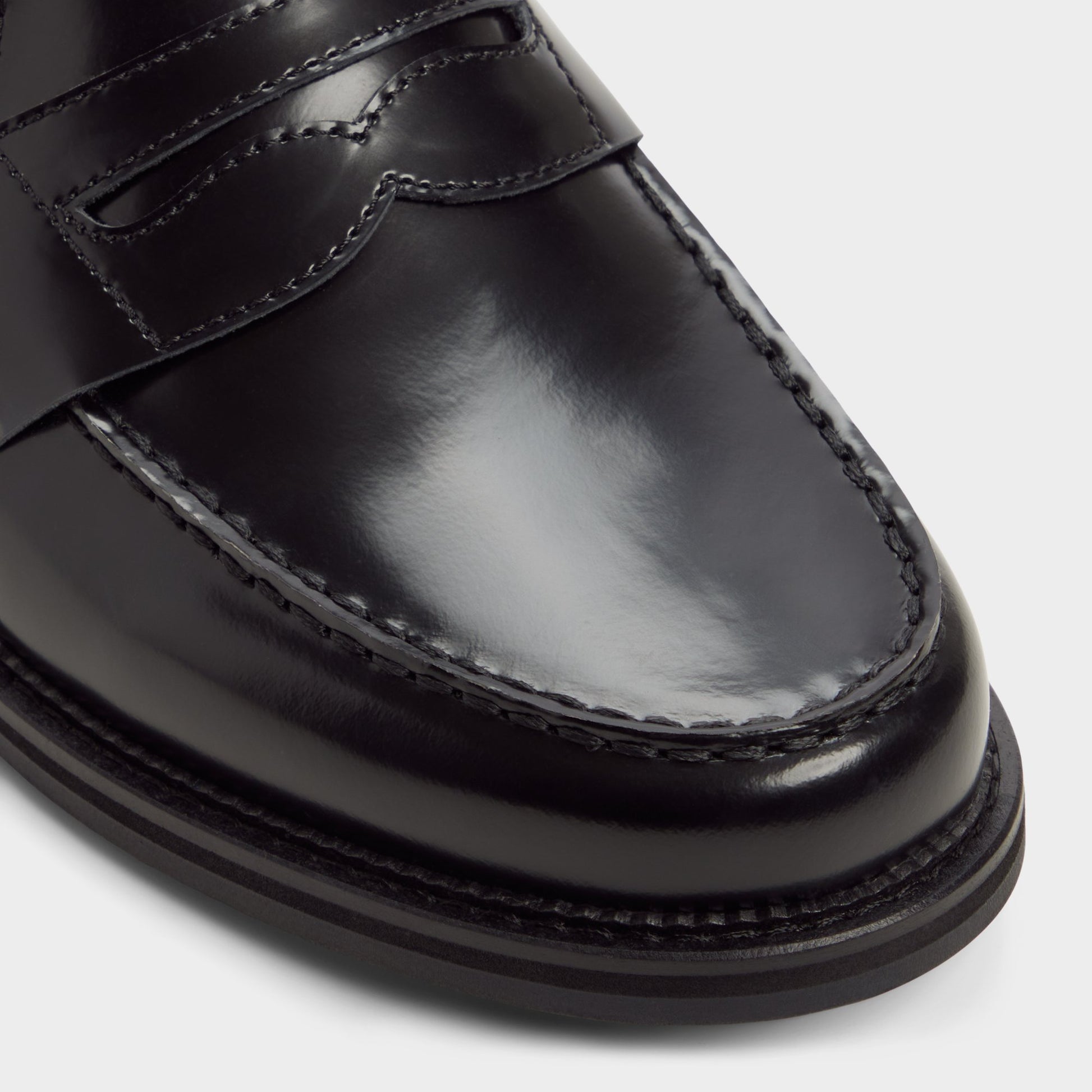 Close-up of the Black Ruffus Loafer