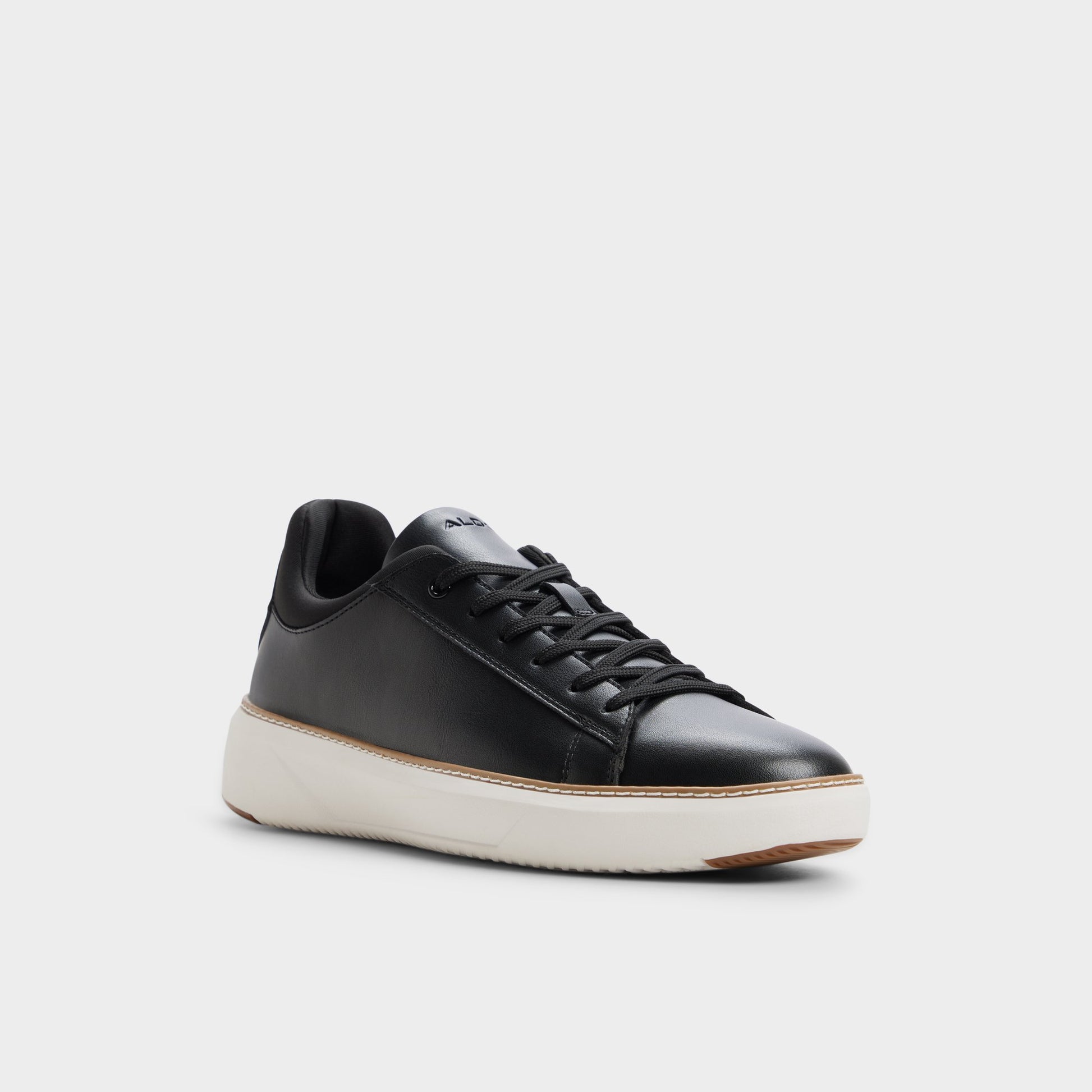 Angle de trois quarts de la face avant de Noir/blanc Pederson Chaussure Oxford