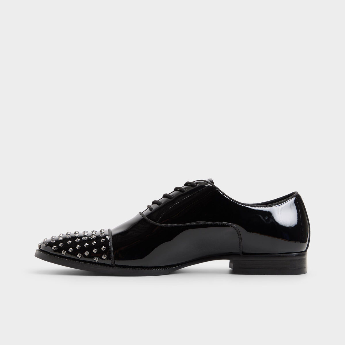 Vue latérale de Noir Ed Chaussure Oxford