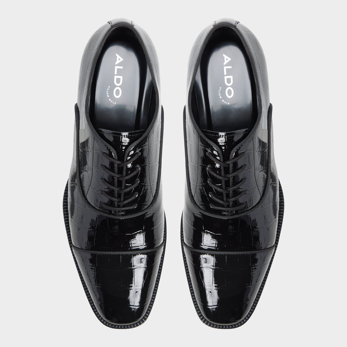 Vue de dessus de la Autre noir Ed Chaussure Oxford