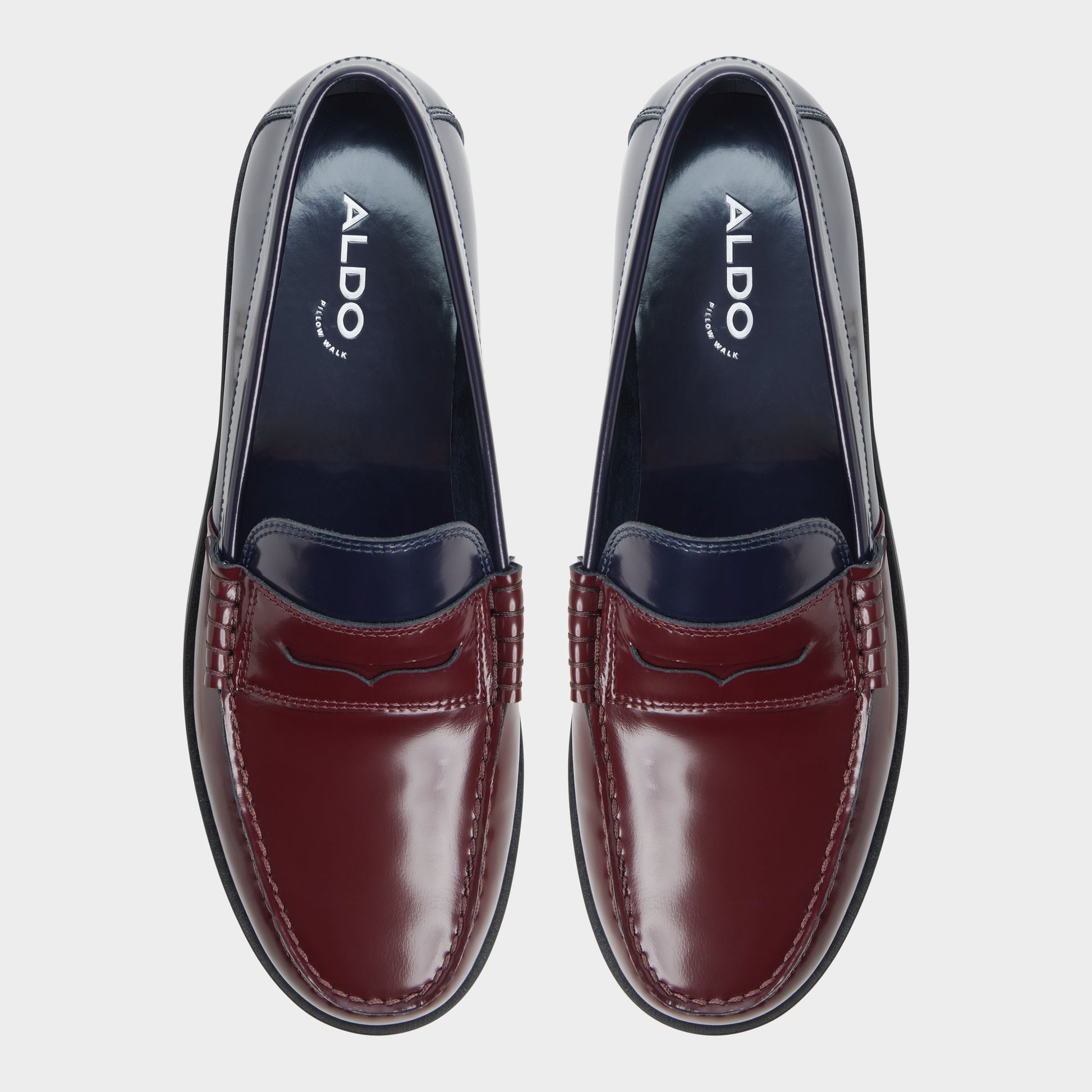Top-down view of the Navy multi Emil Loafer