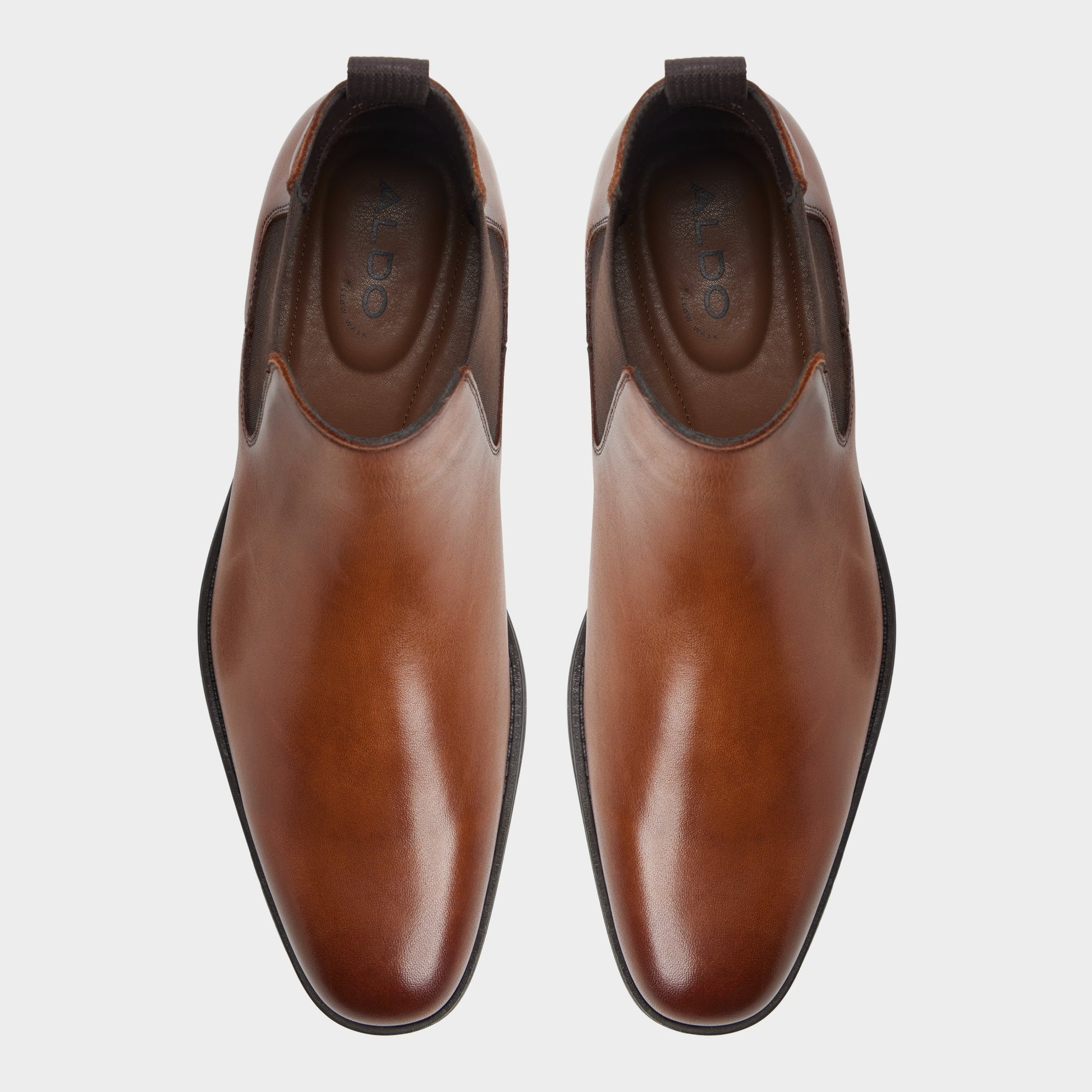 Top-down view of the Tan Ritchie Chelsea boot