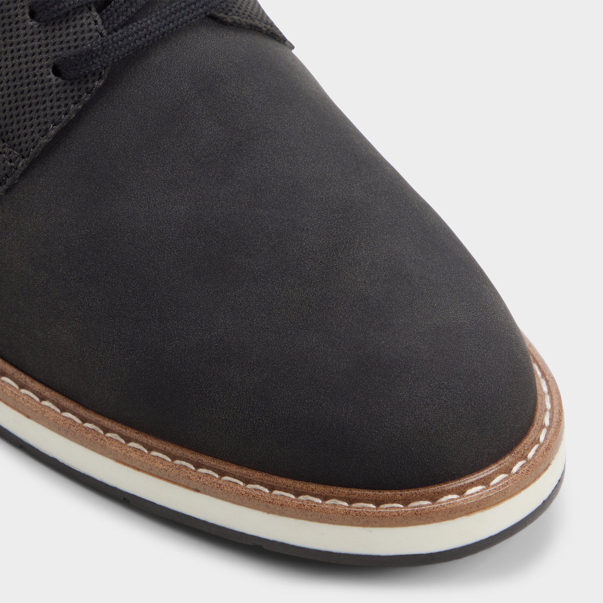 Close-up of the Black Terrano Oxford shoe