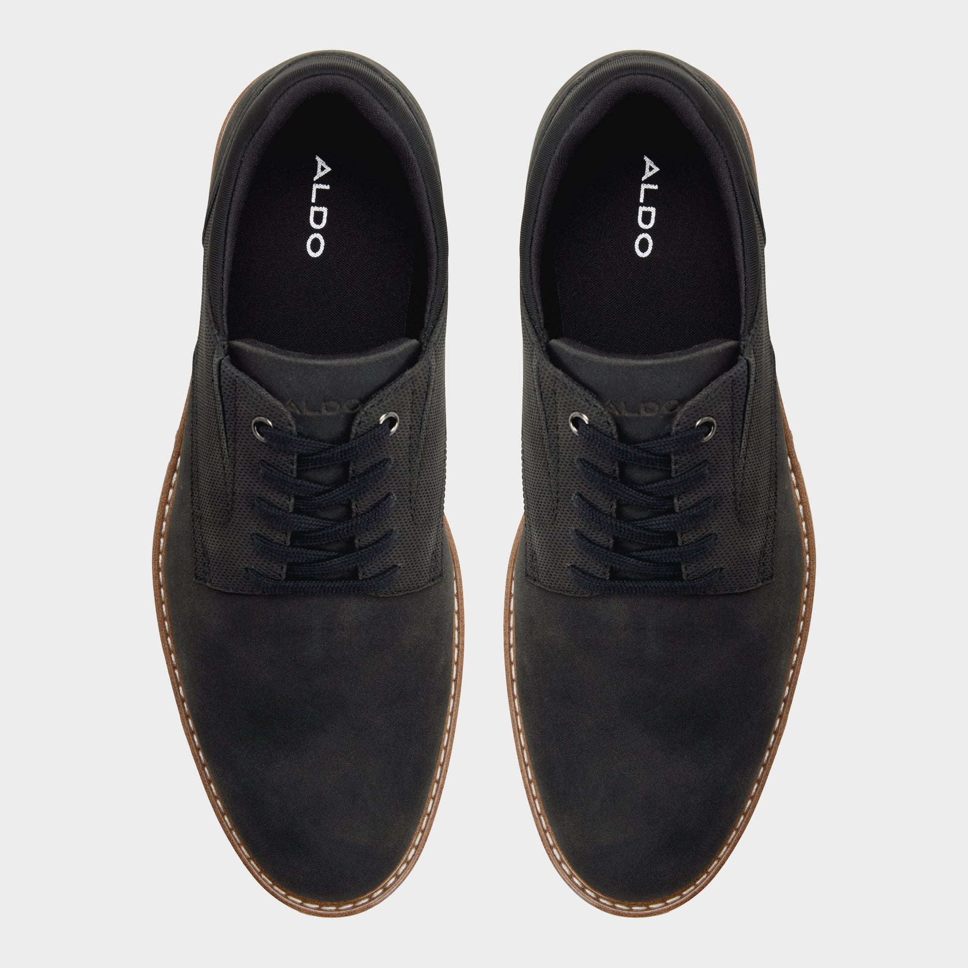 Top-down view of the Black Terrano Oxford shoe