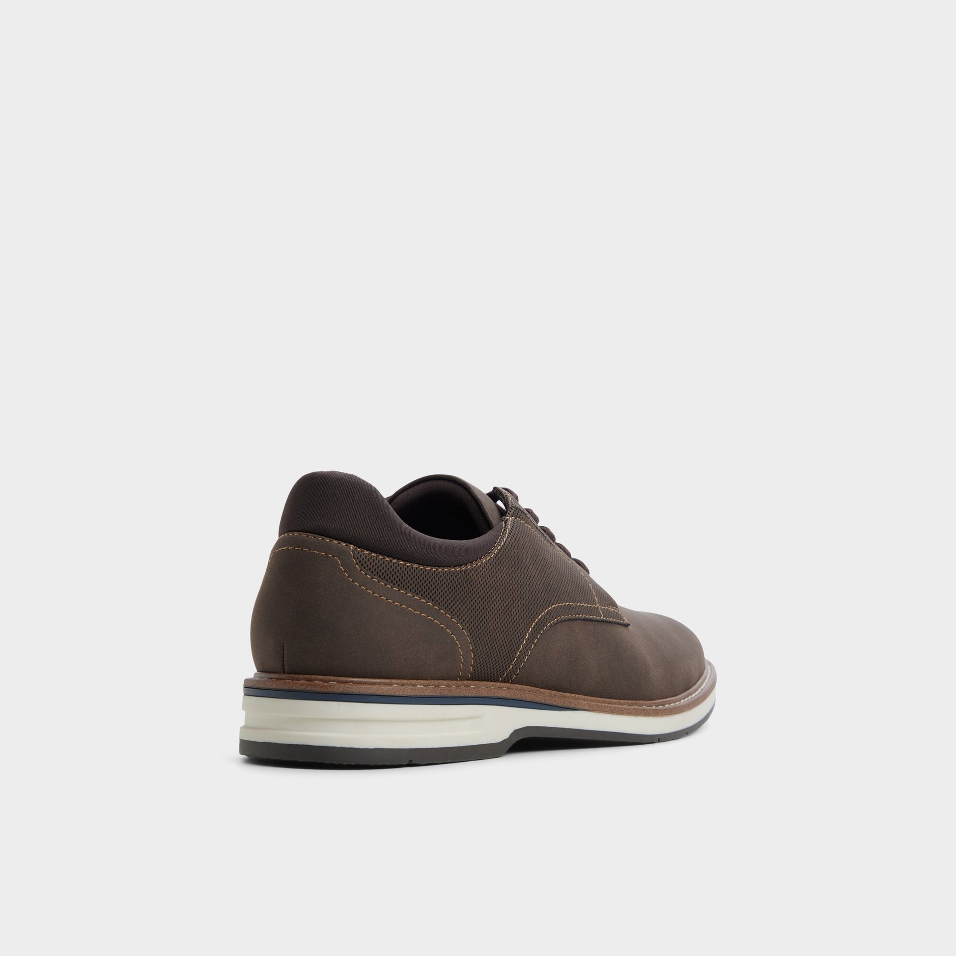 Three-quarter angle of Dark brown Terrano Oxford shoe's back side